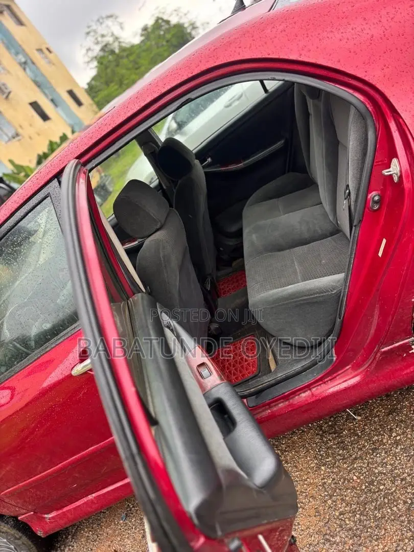 Toyota Corolla 2006 Red