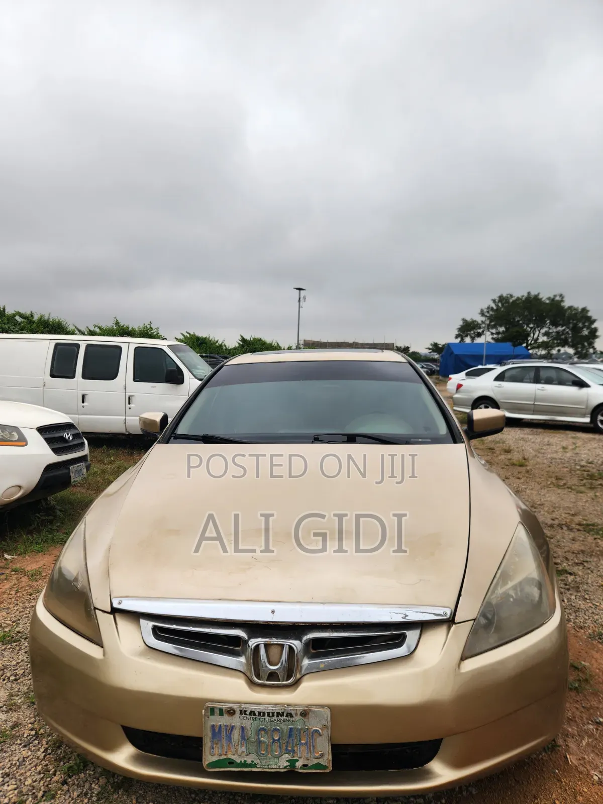 Honda Accord 2004 Gold