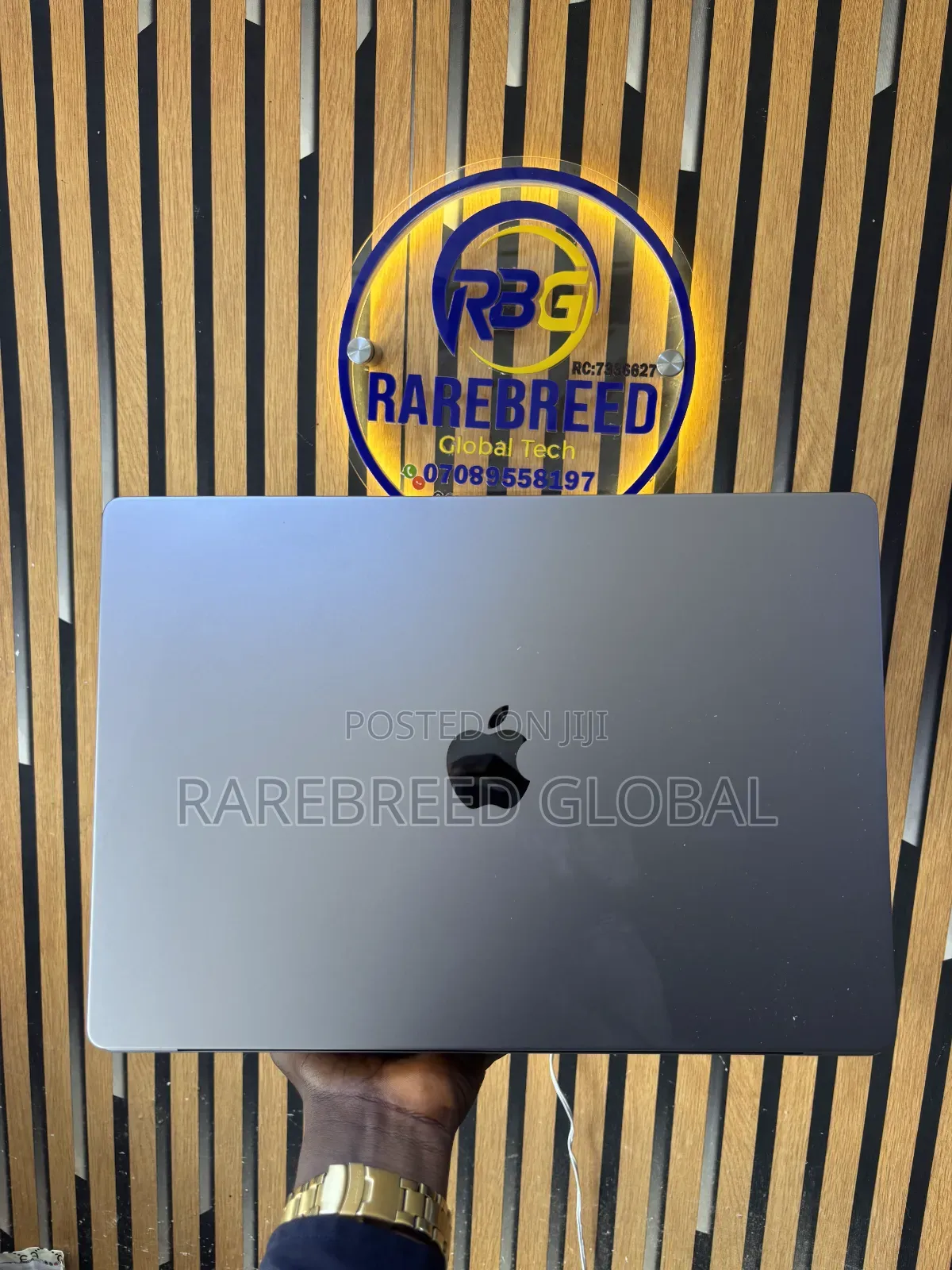Laptop Apple MacBook Pro 2021 M1 Max 32GB Apple M1 Max SSD 1T