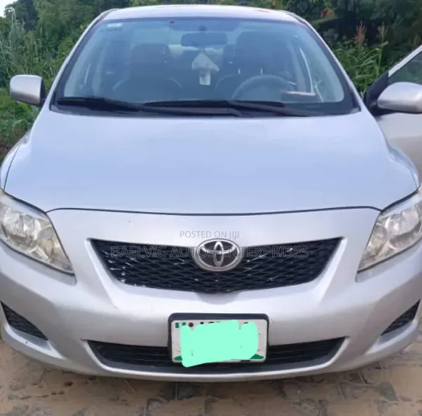 Toyota Corolla 1.8 Exclusive Automatic 2009 Silver
