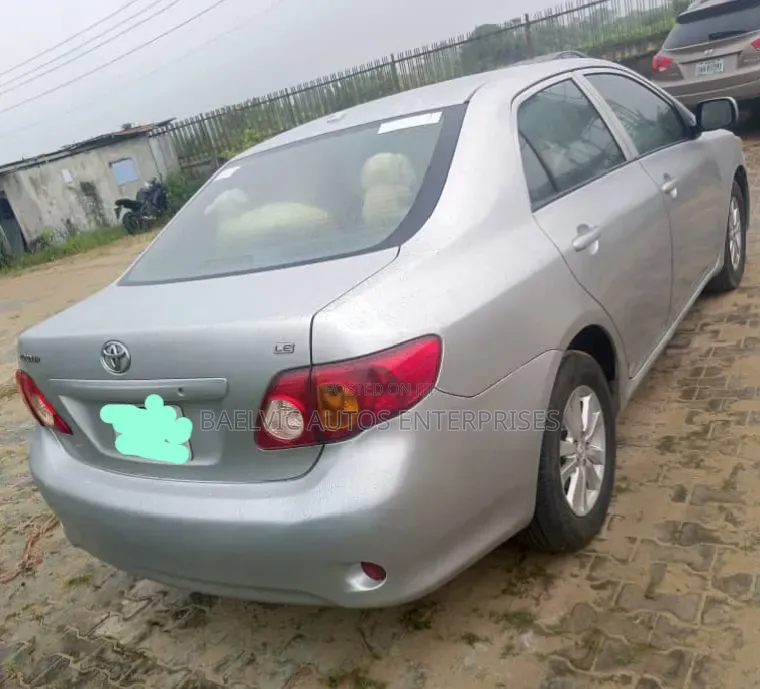 Toyota Corolla 1.8 Exclusive Automatic 2009 Silver