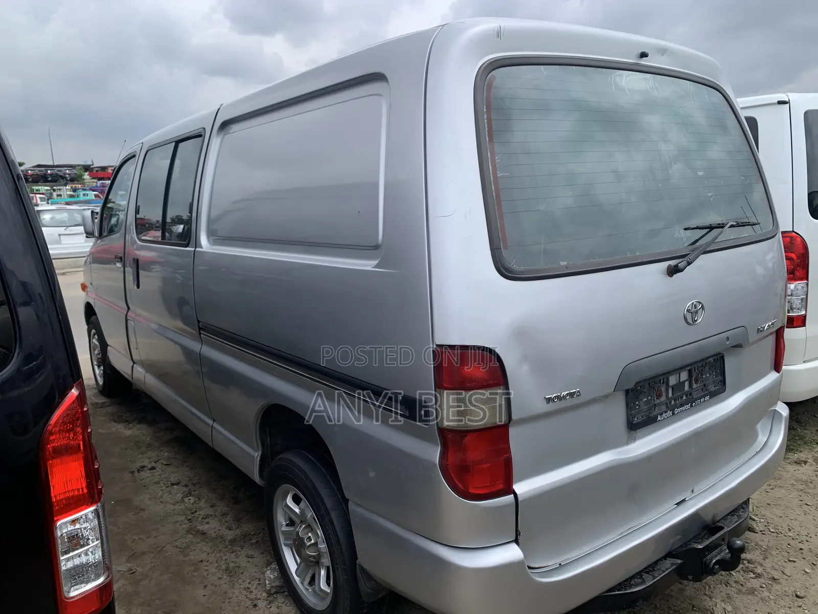 Toyota HiAce 2004 Silver