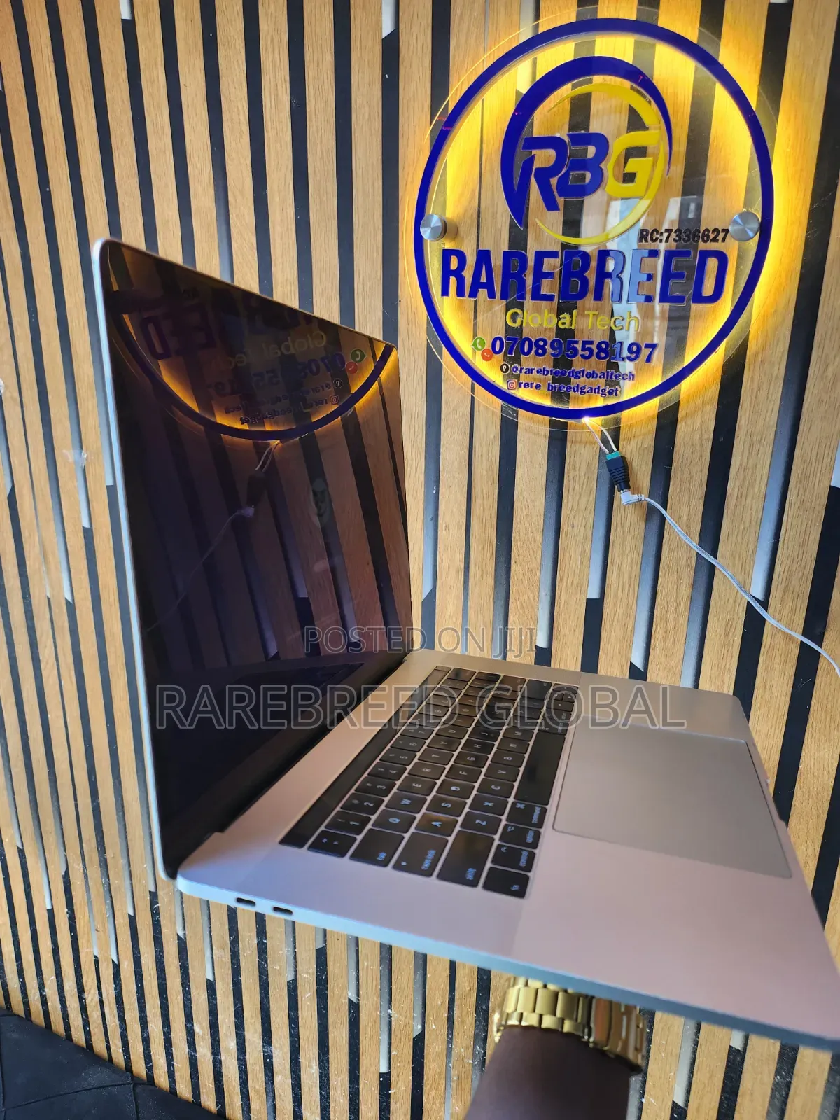 Laptop Apple MacBook 2017 16GB Intel Core Ultra 7 SSD 512GB