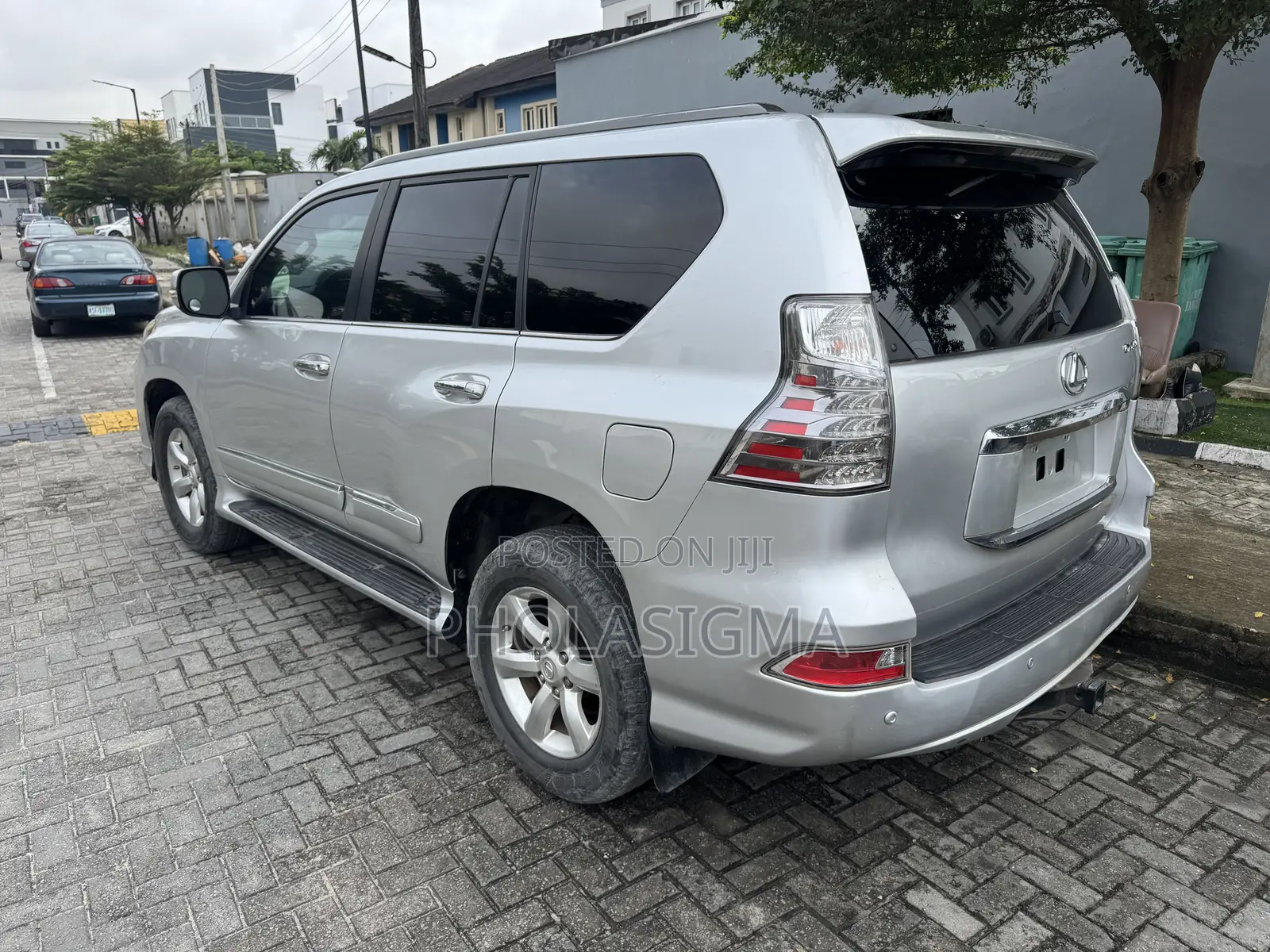 Lexus GX 460 2011 Silver