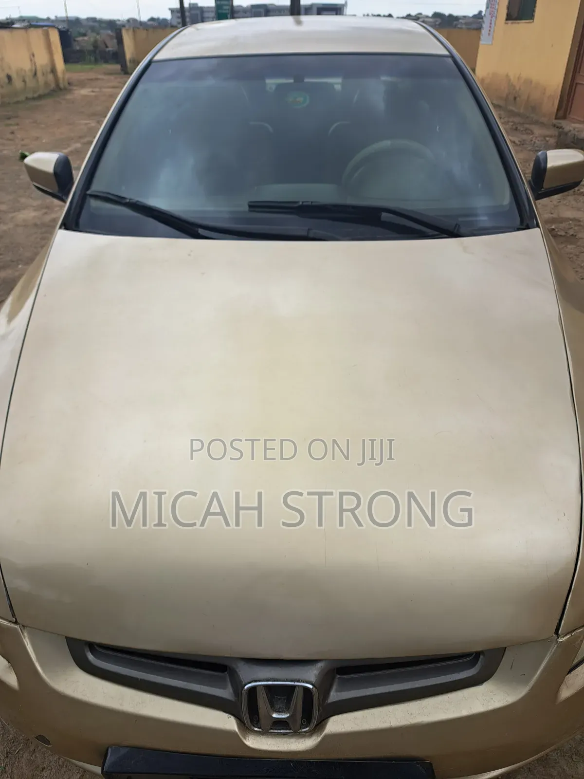 Honda Accord 2004 Gold