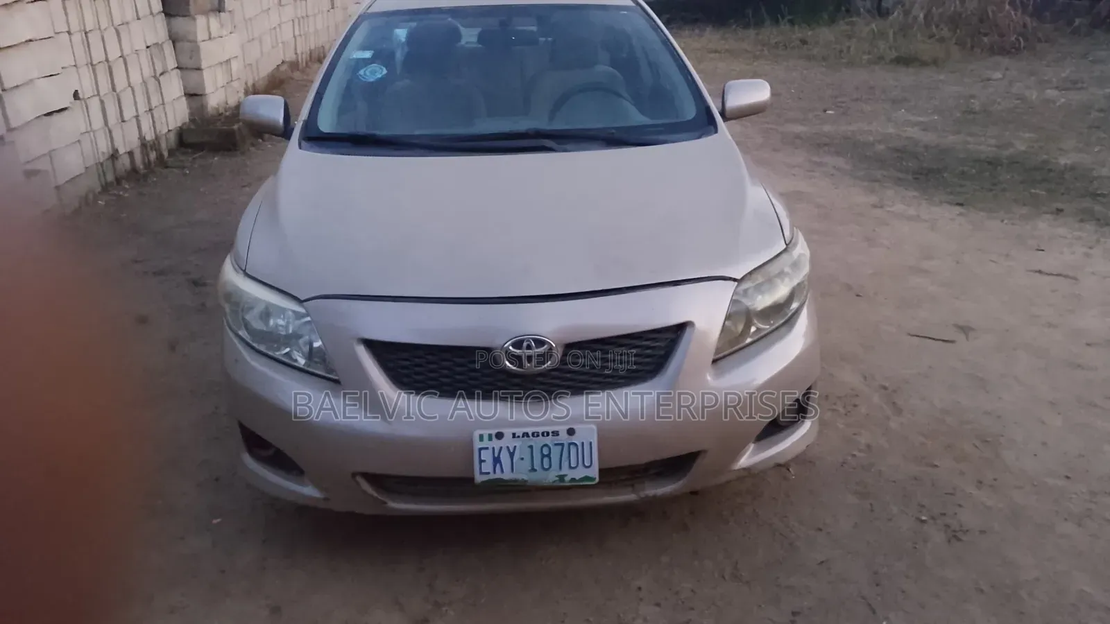 Toyota Corolla 1.8 Exclusive Automatic 2009 Gold