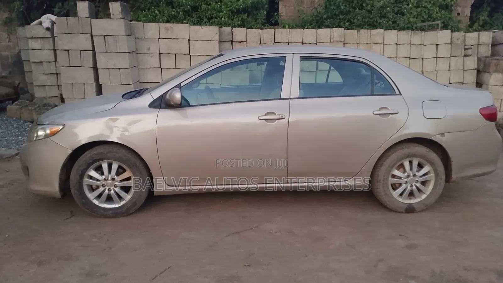 Toyota Corolla 1.8 Exclusive Automatic 2009 Gold
