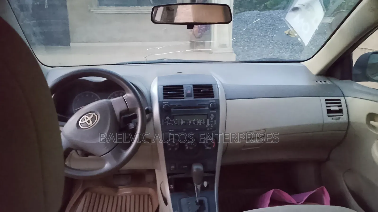 Toyota Corolla 1.8 Exclusive Automatic 2009 Gold