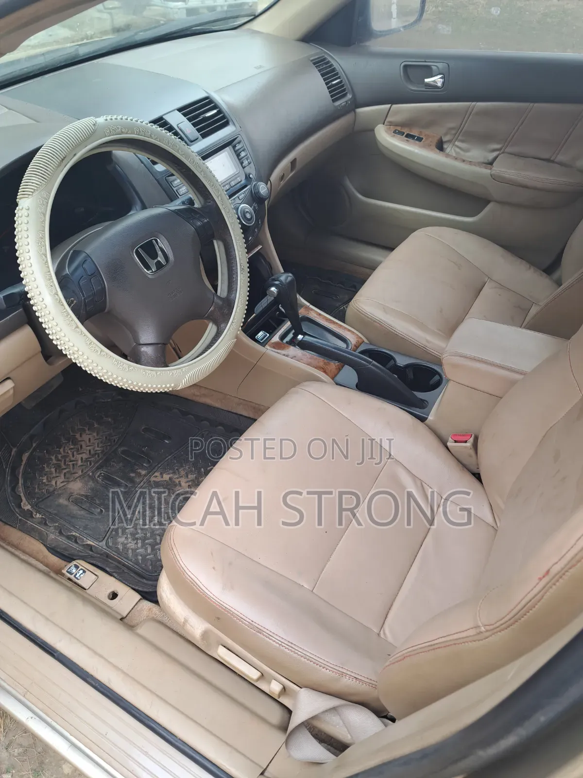 Honda Accord 2004 Gold