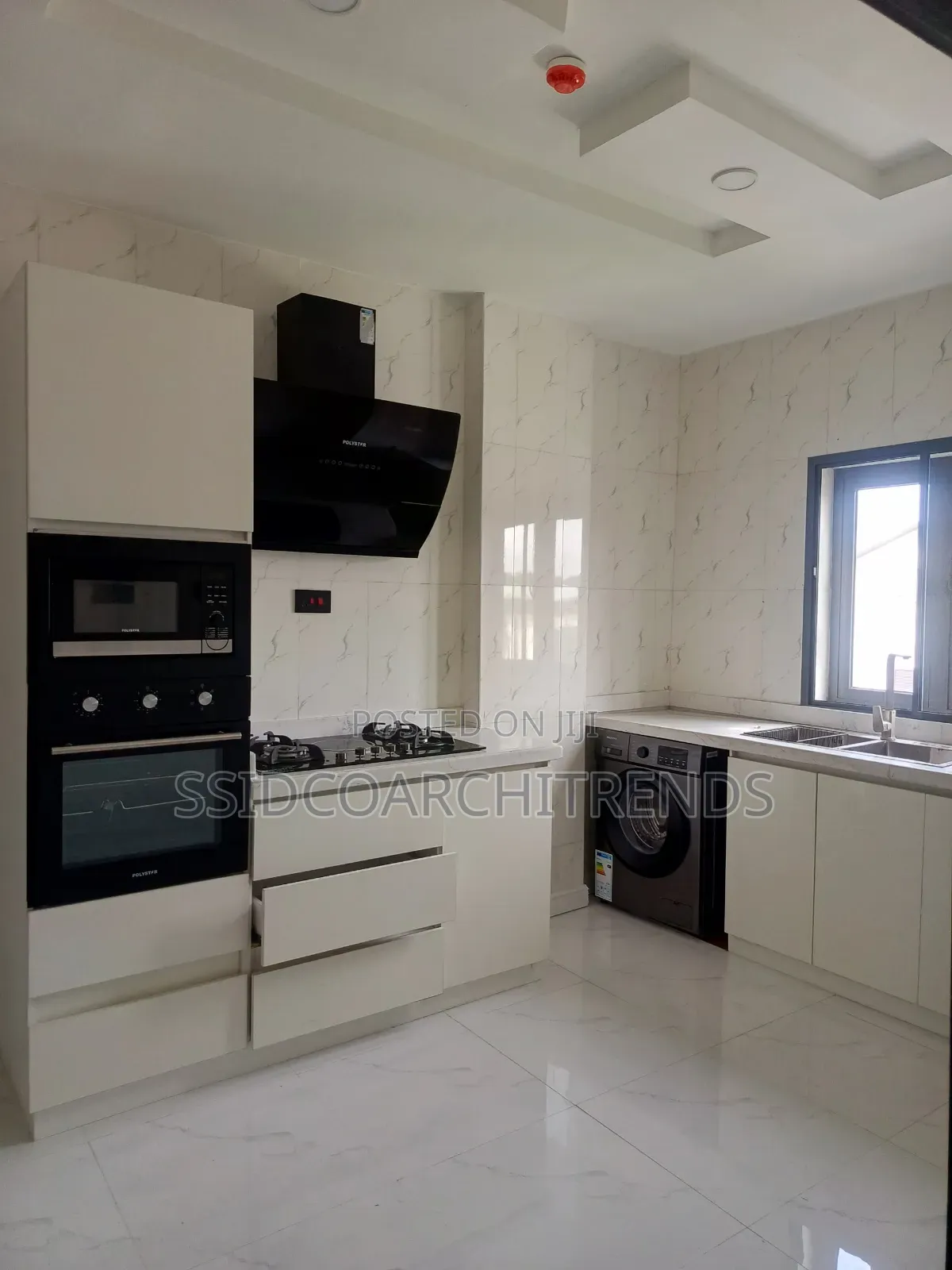 1bdrm Apartment in Call To Access, Bourdillon for rent