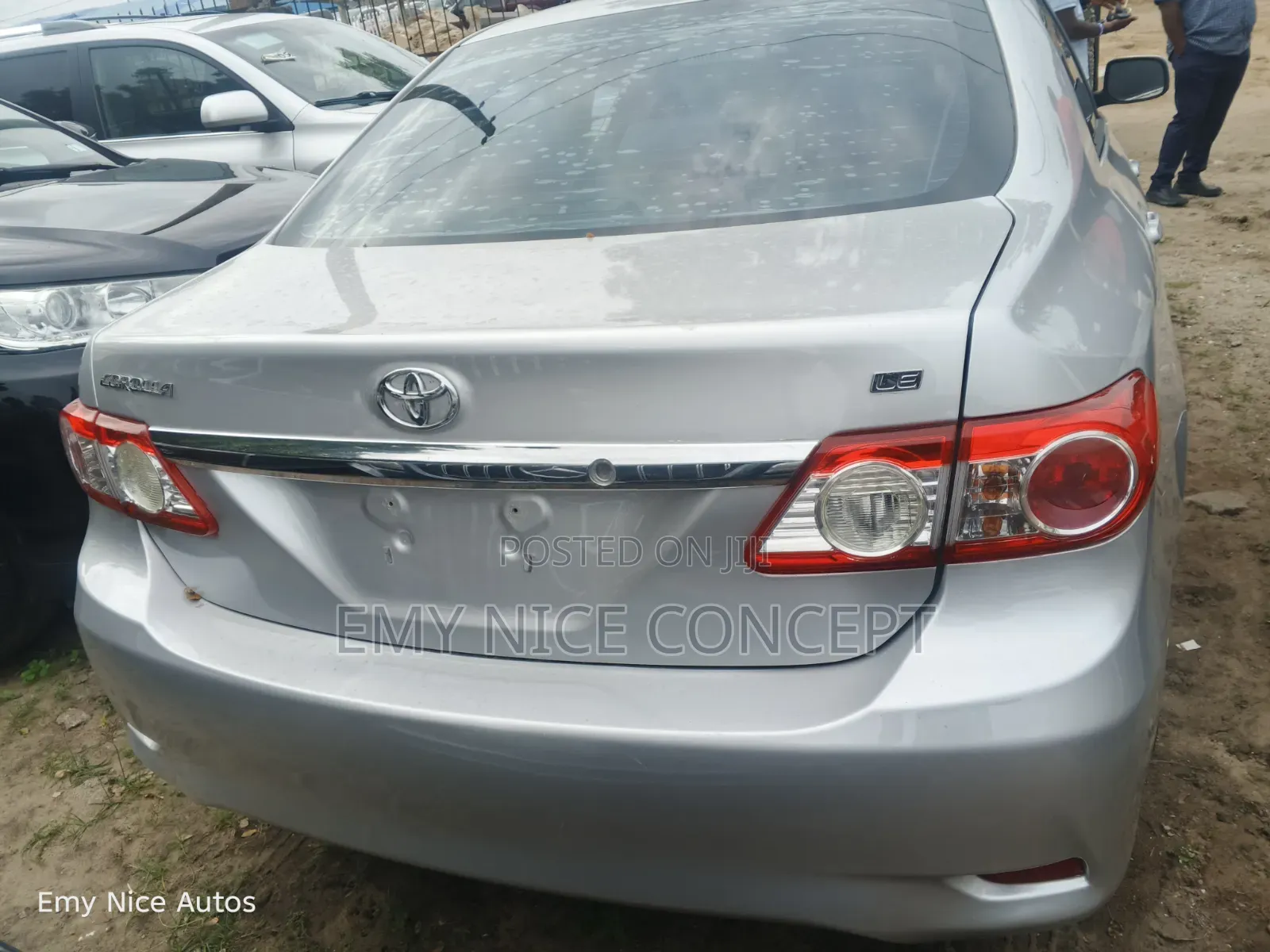 Toyota Corolla LE 4dr Sedan (1.8L 4cyl 4A) 2013 Silver