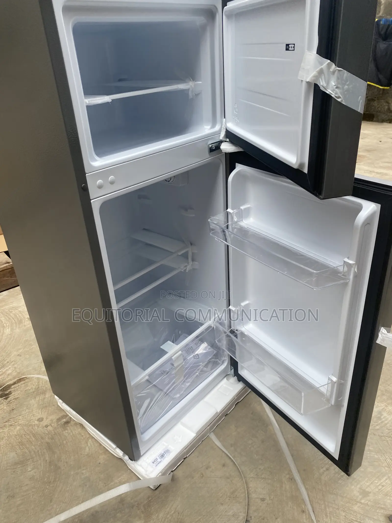 Hisense REF172DR 124L Compact Home Fridge