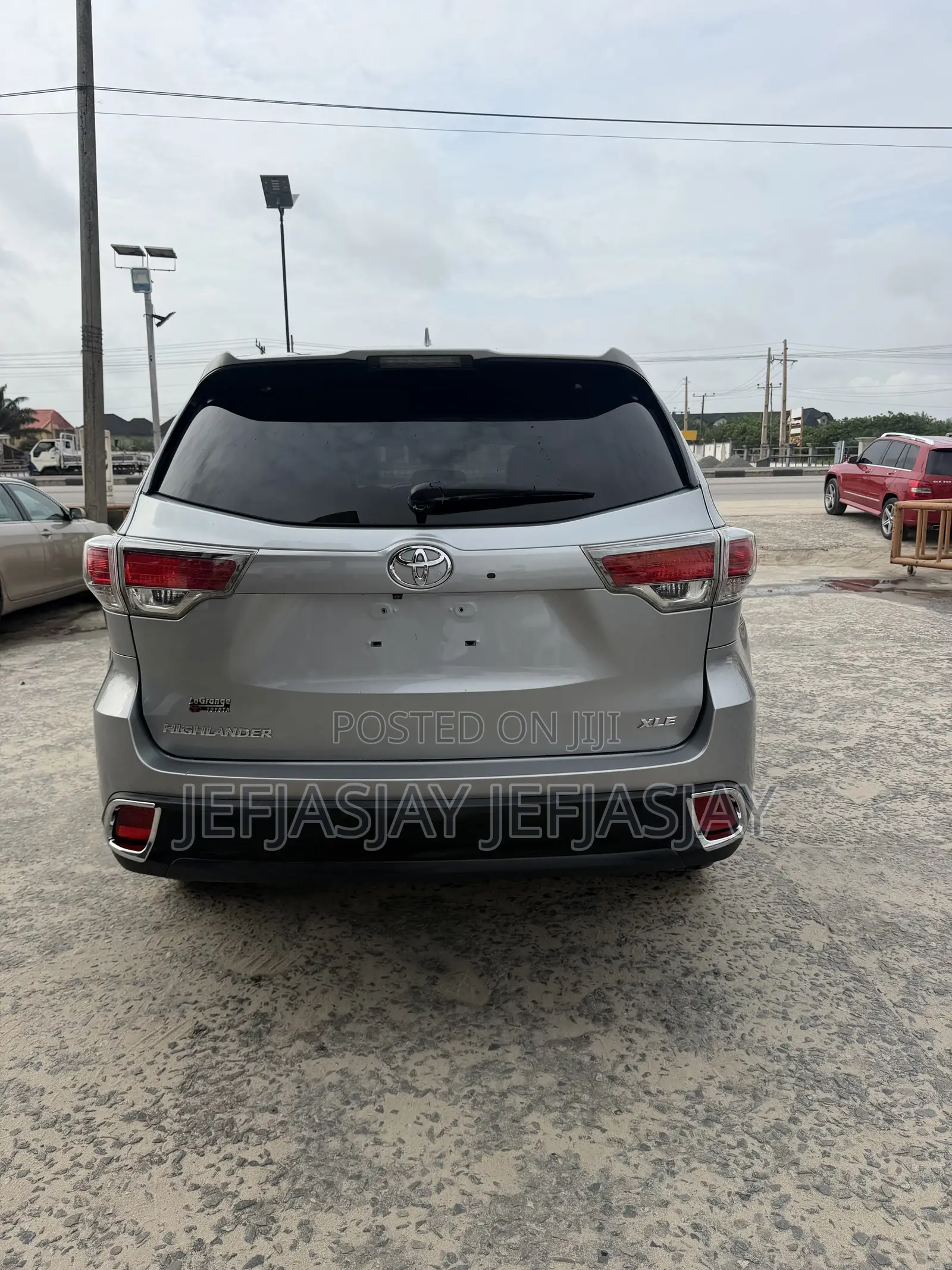 Toyota Highlander XLE V6 4x2 (3.5L 6cyl 6A) 2016 Silver