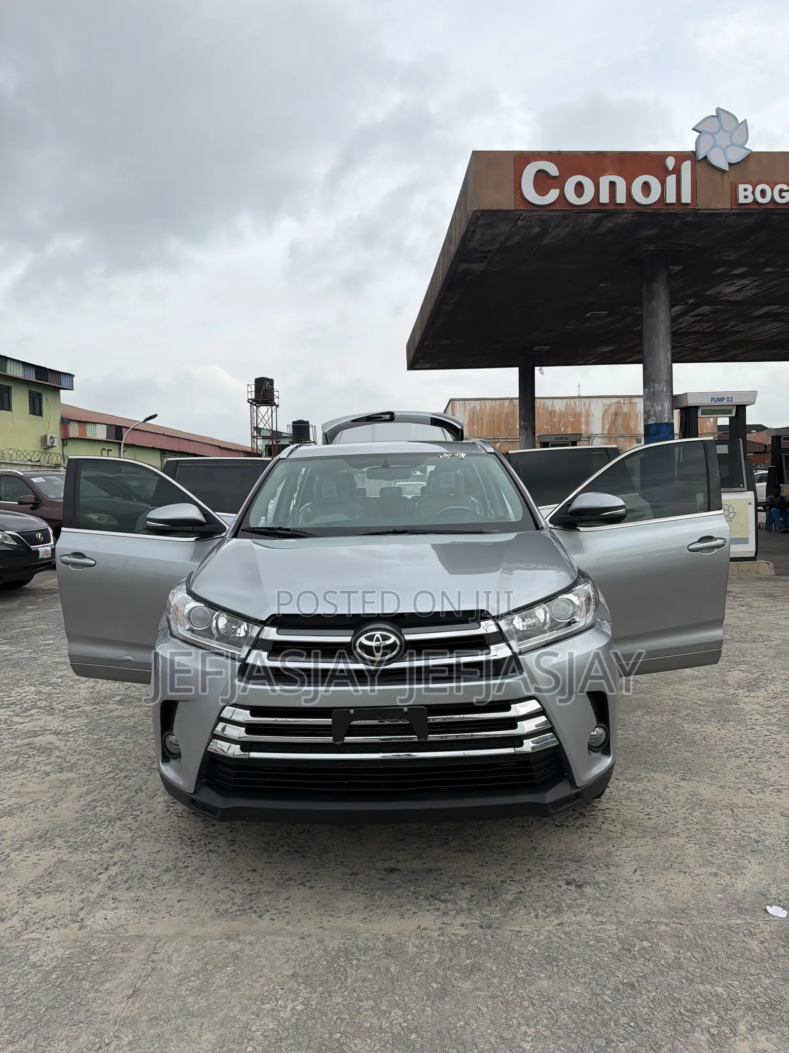 Toyota Highlander XLE V6 4x2 (3.5L 6cyl 6A) 2016 Silver