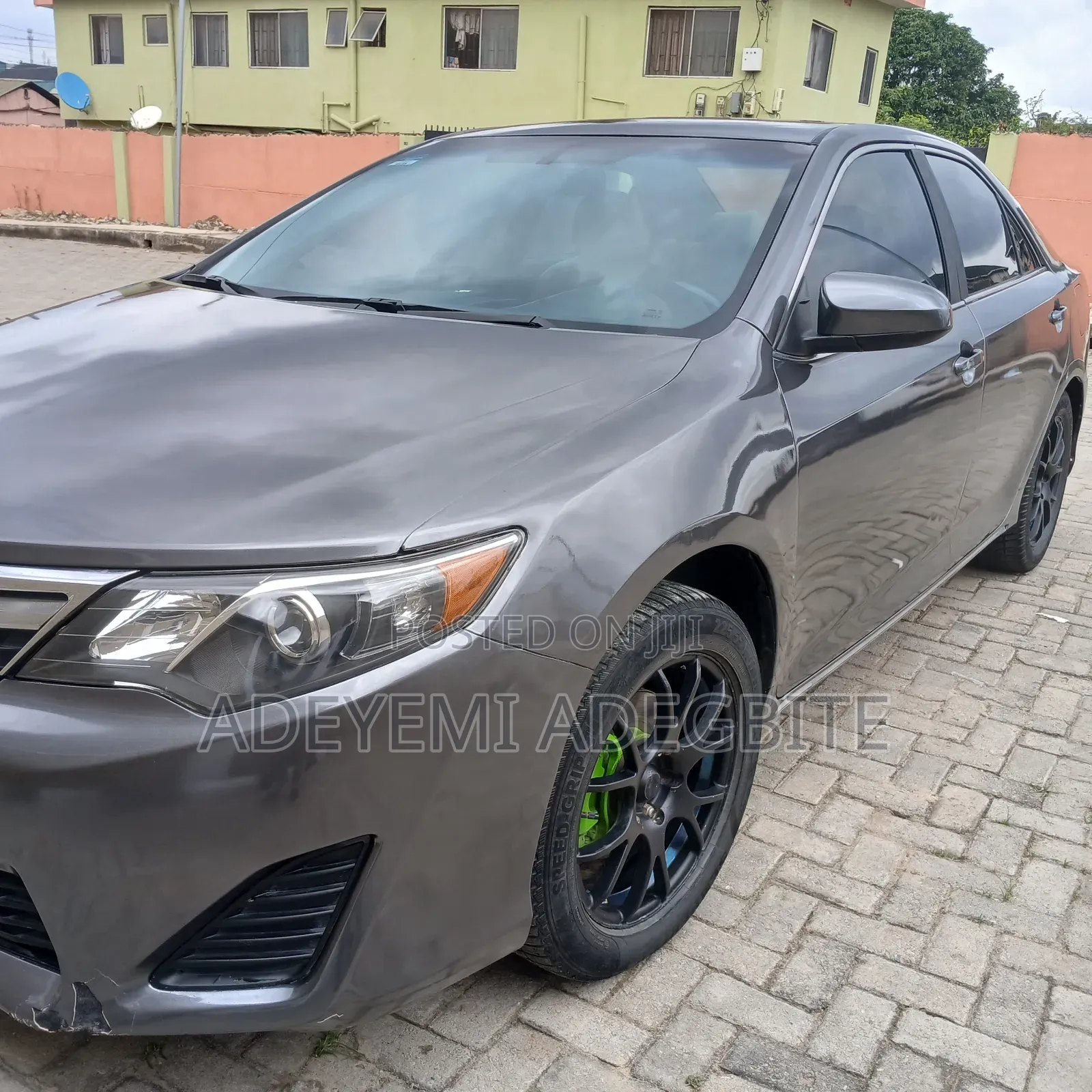 Toyota Camry 2012 Gray