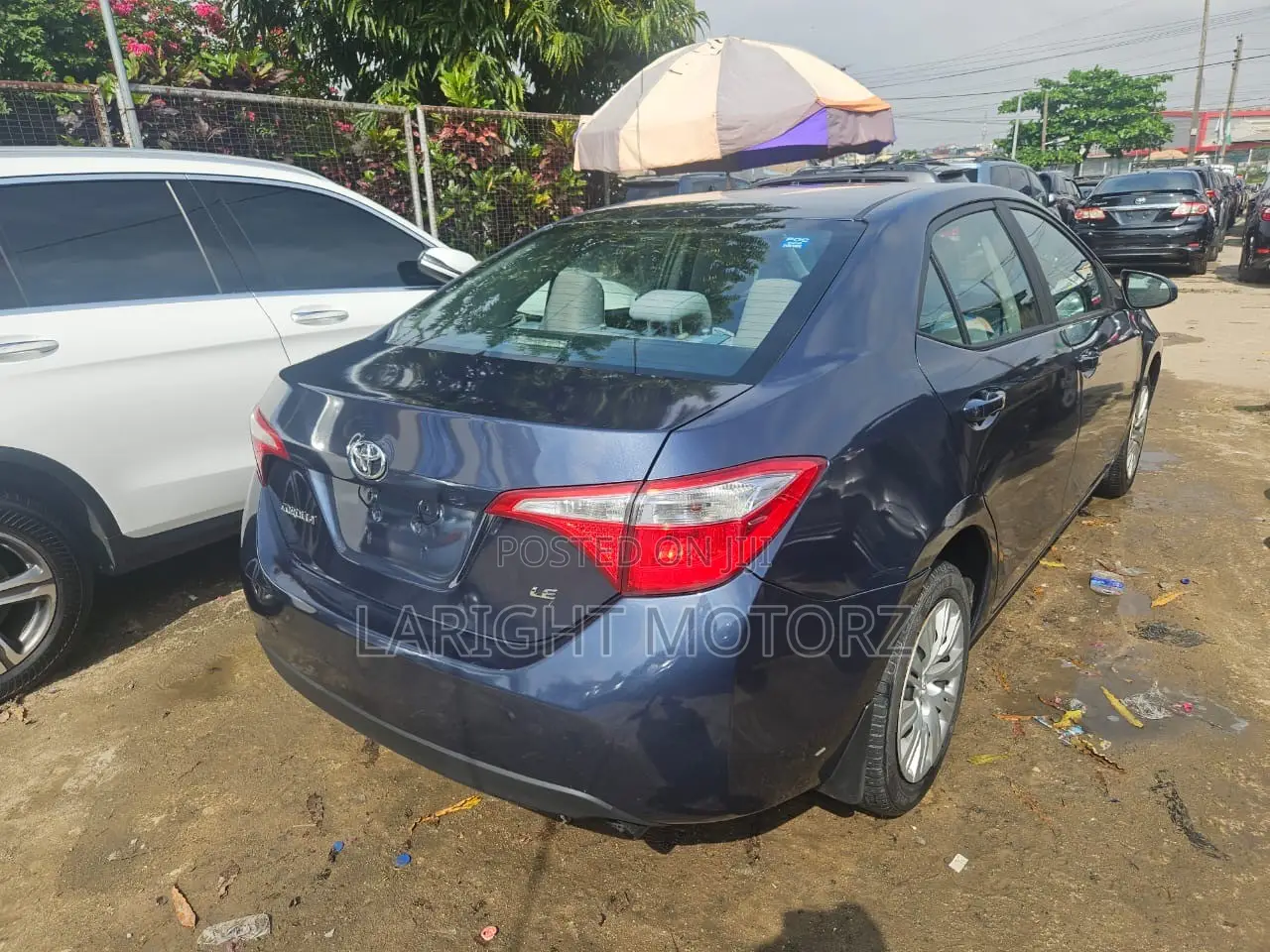 Toyota Corolla LE Plus 4dr Sedan (1.8L 4cyl CVT) 2014 Blue