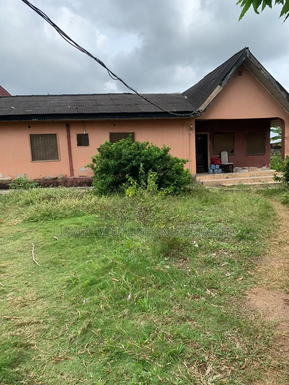 3bdrm Bungalow in Ilepo, Akesan for sale