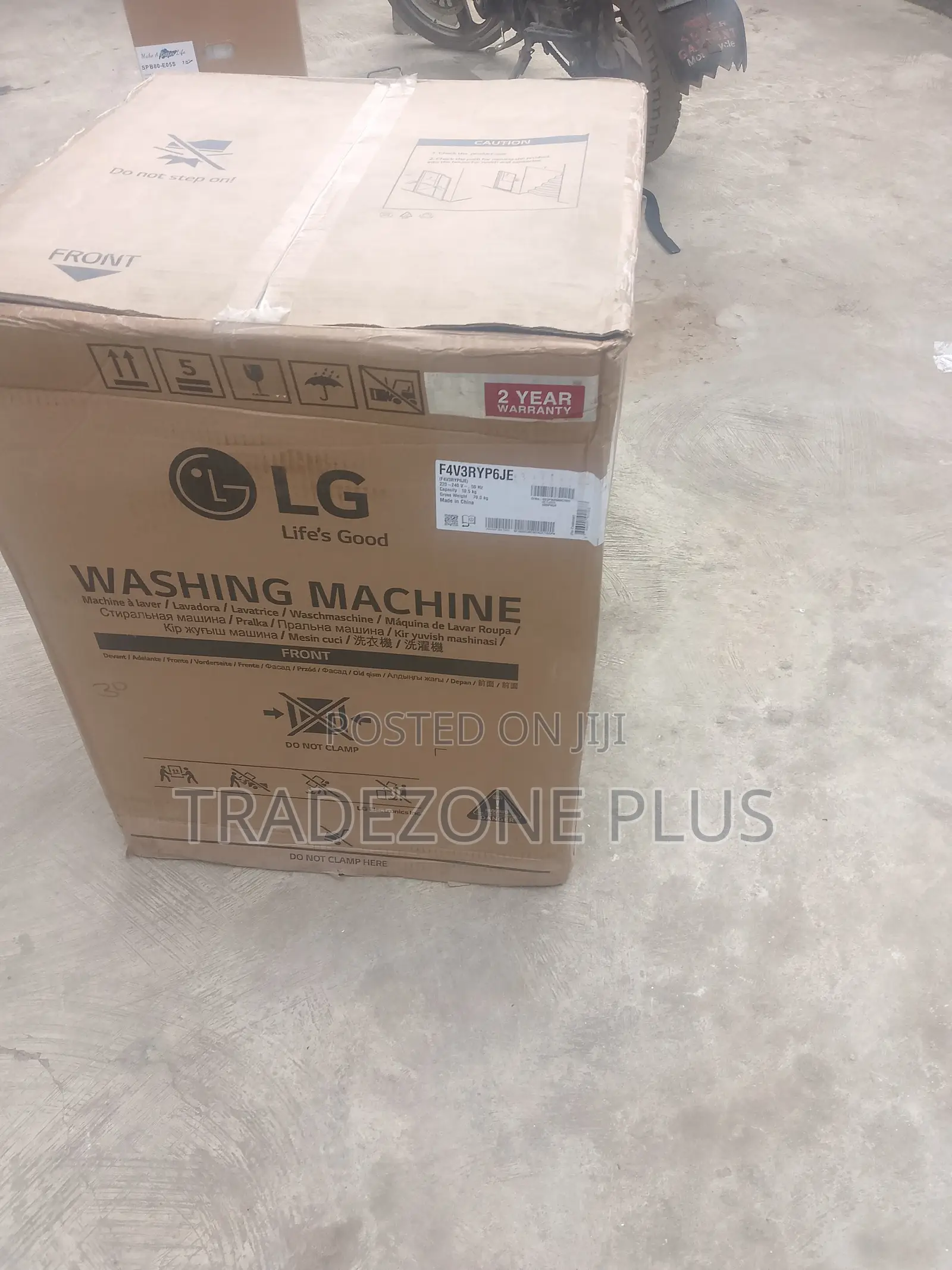 LG 10.5kg Front Load Washing Machine
