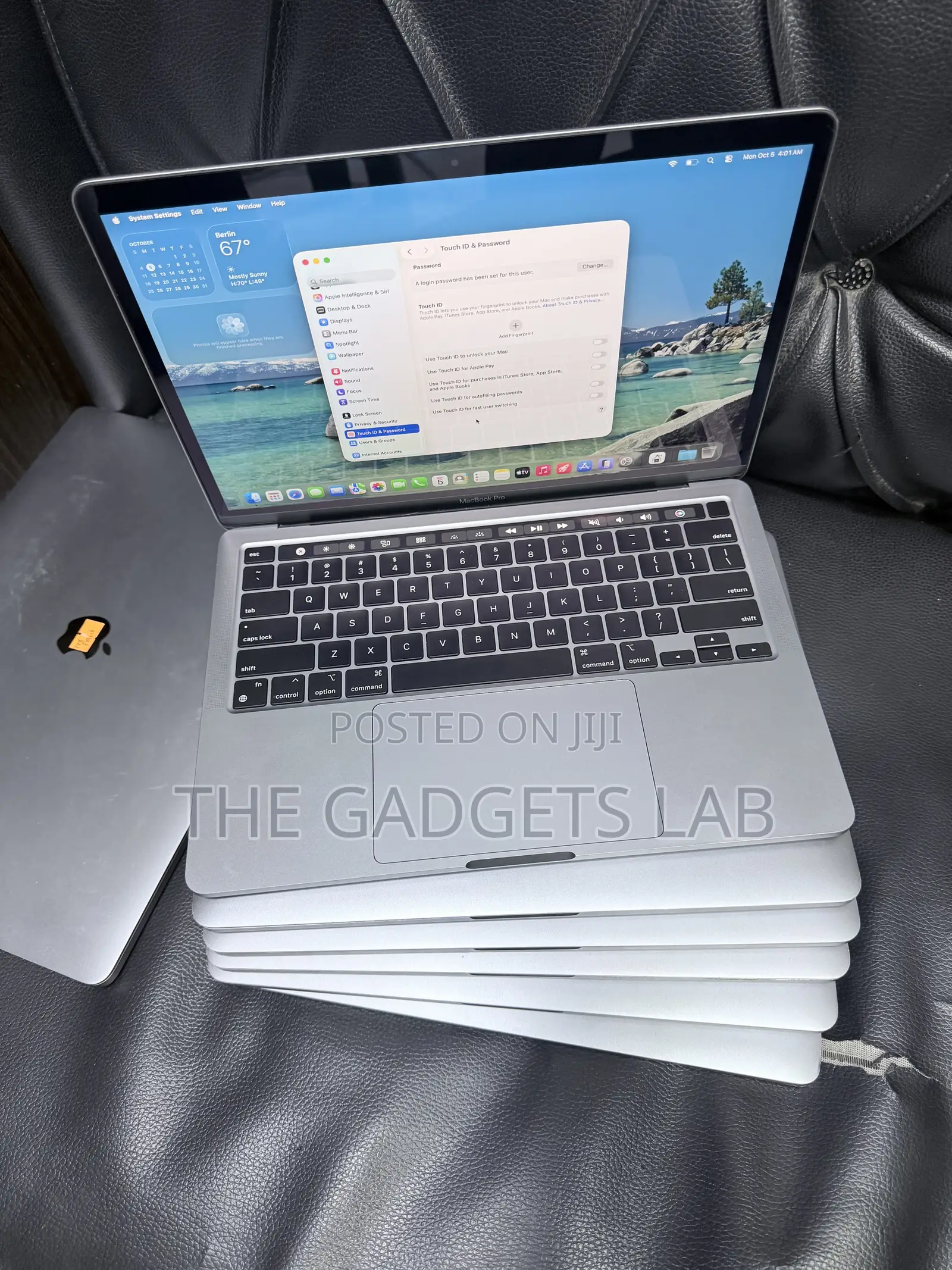 Laptop Apple MacBook Pro 2022 M2 16GB Apple M2 SSD 512GB