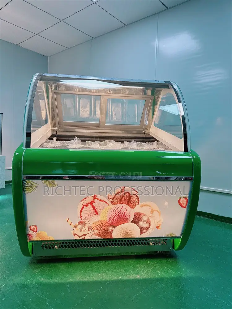 Commercial Gelato & Ice Cream Display Freezer – Curved Glass Showcase