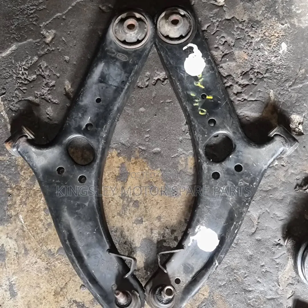 Lower Arms Hyundai Elantra 2010/2014