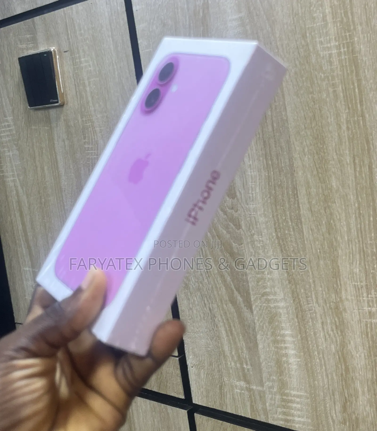 New Apple iPhone 16 128 GB Pink