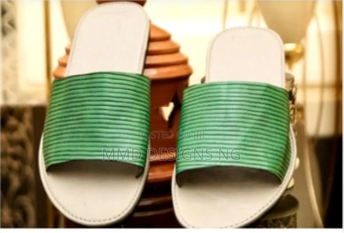 MMD Commander Men's Green Ribbed Slides Size 45