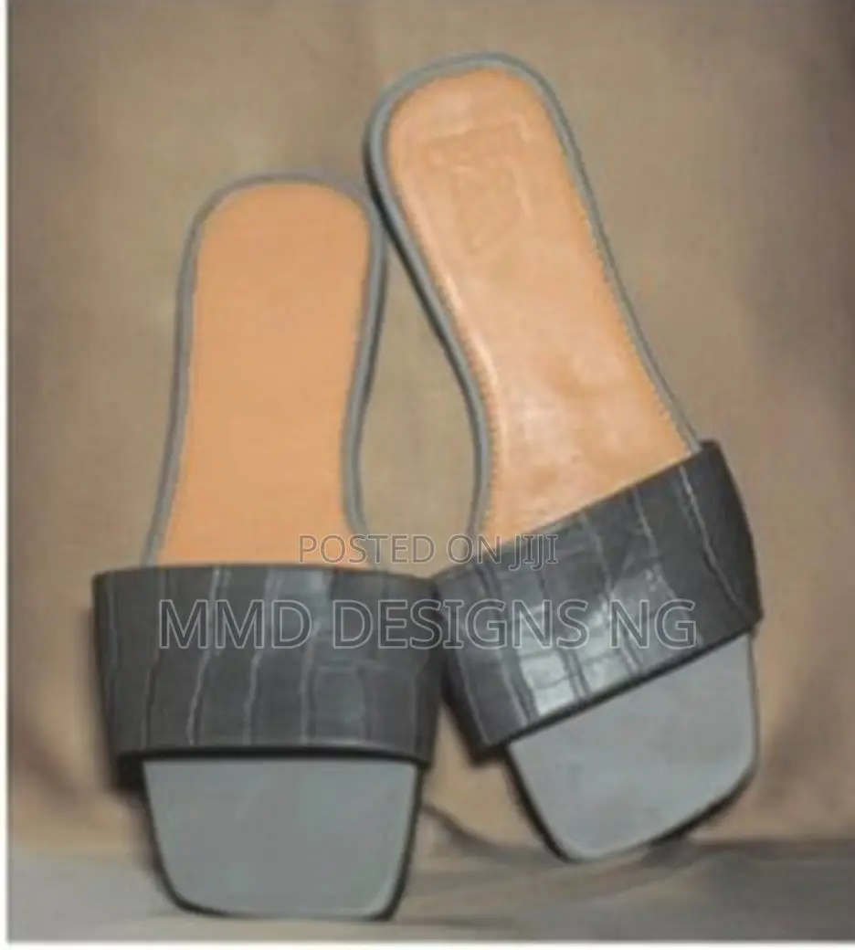 MMD Clay Calm Women's Grey Croc-Texture Slides Size 39