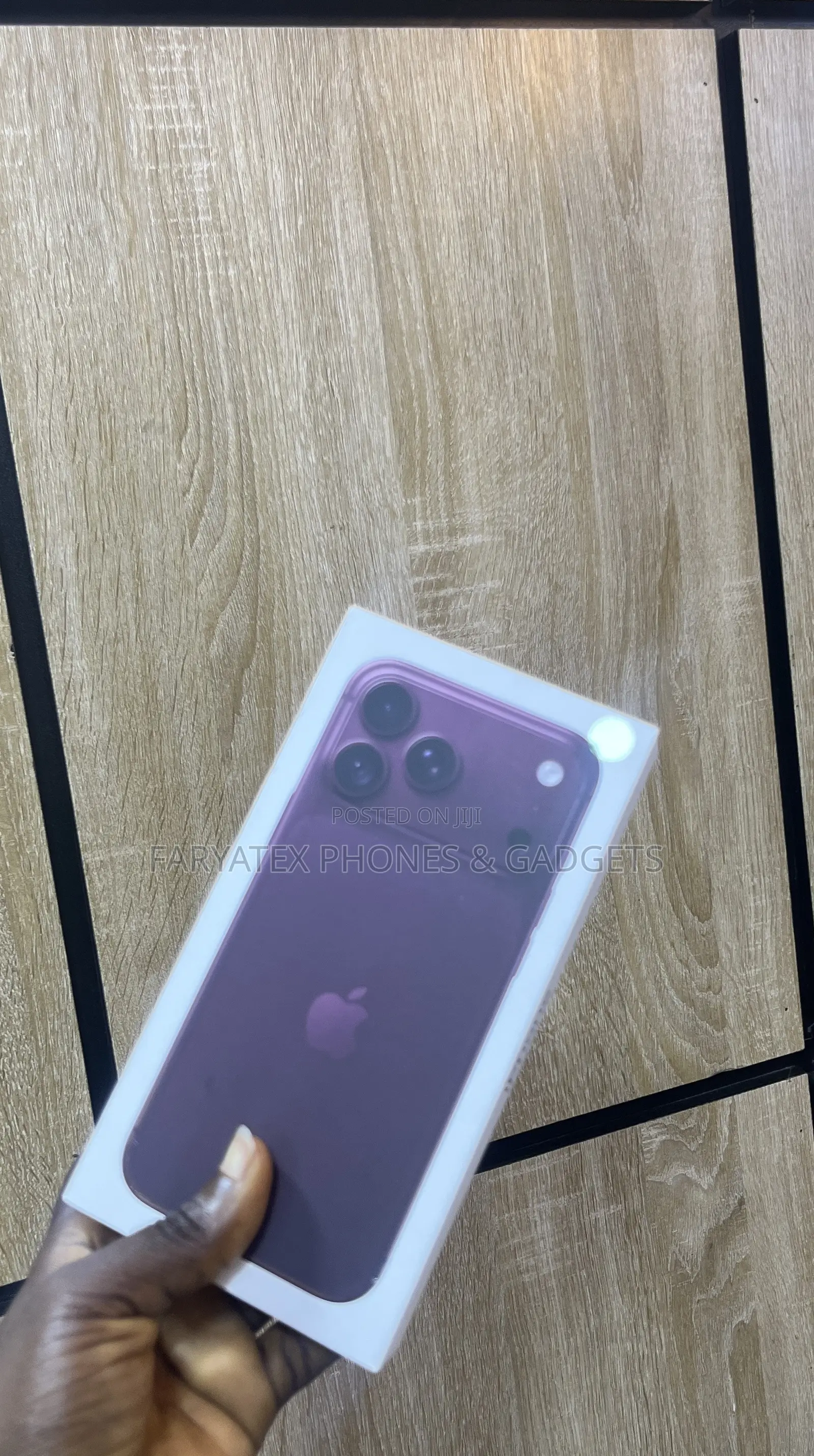 New Apple iPhone 18 Pro Max 256 GB Red