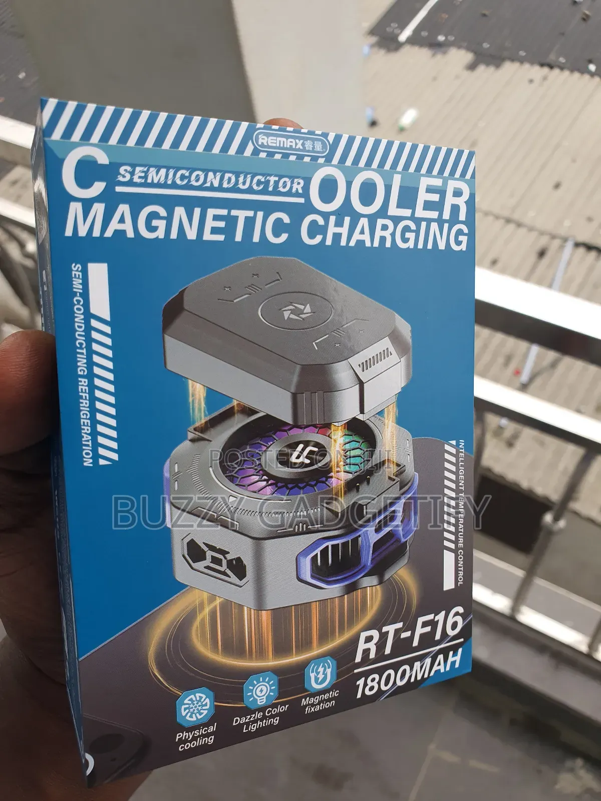 Remax RT-F16 Semiconductor Cooler & Magnetic Charger