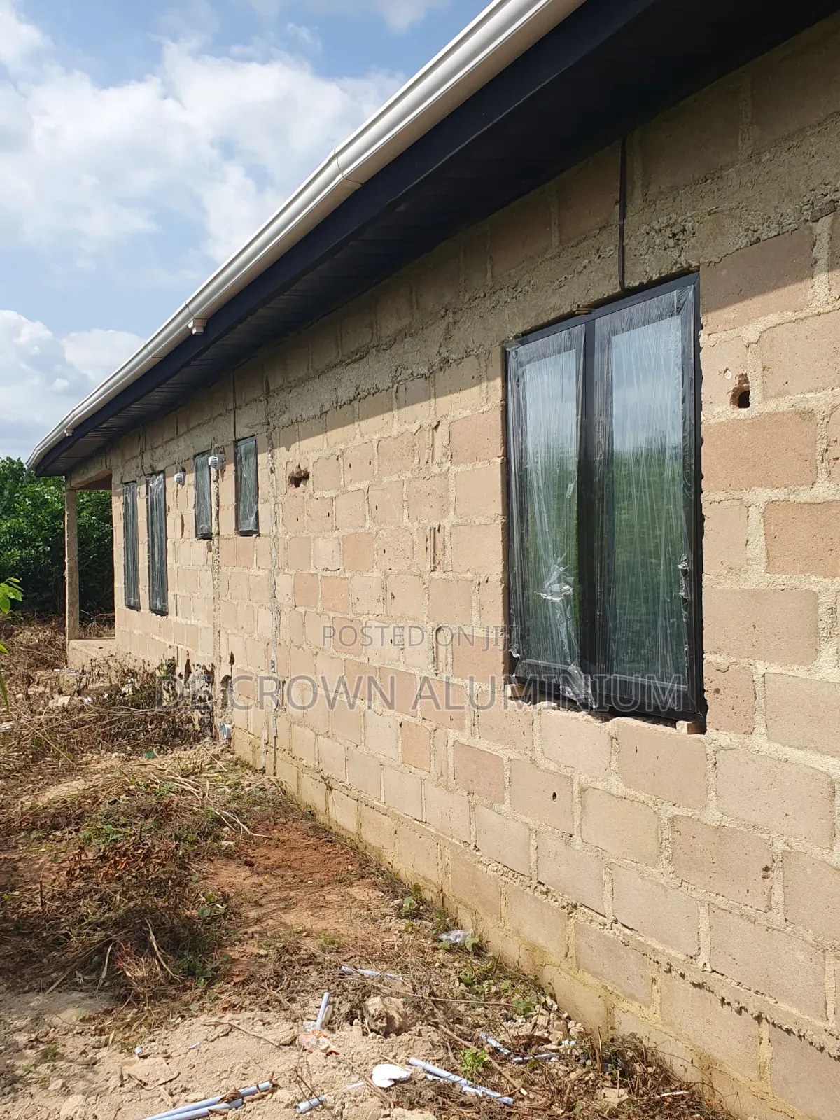 Aluminium Casement Windows With Burglar Proof & Mosquito Net