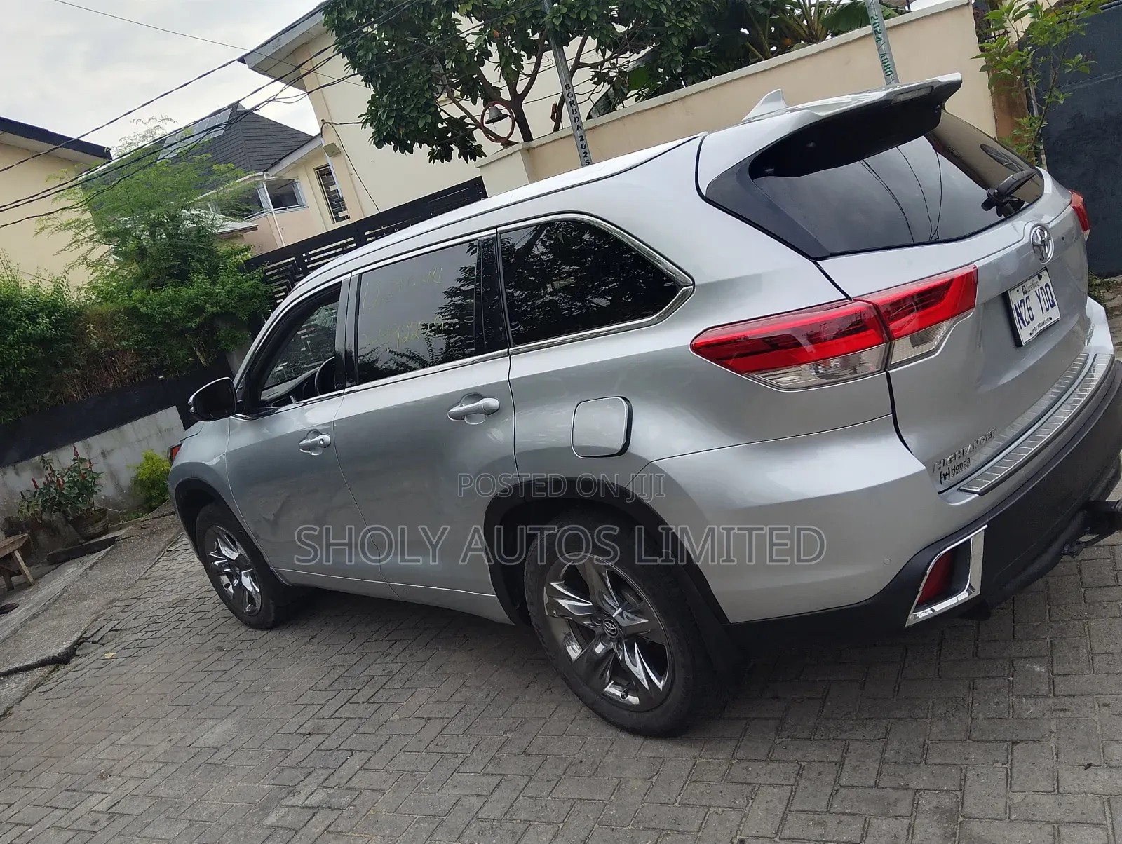 Toyota Highlander Limited 2019 Silver