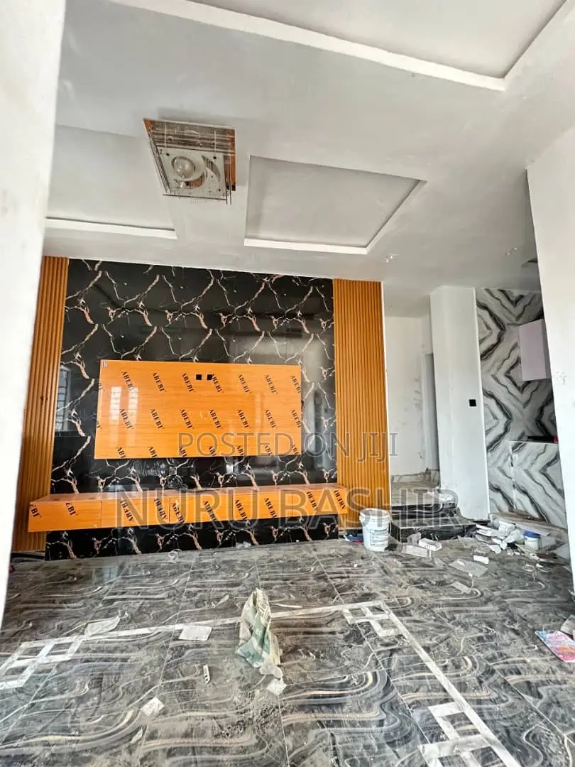 3bdrm Bungalow in Ologuneru, Eleyele for rent