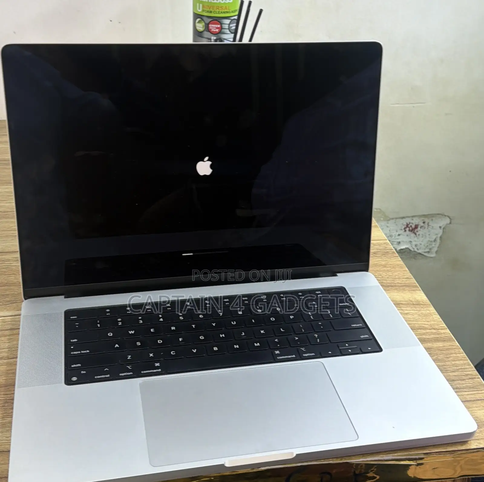 Laptop Apple MacBook Pro 2021 M1 32GB Apple M1 Pro SSD 512GB