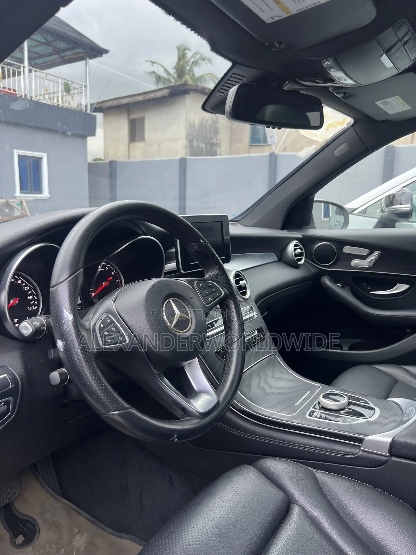 Mercedes-Benz GLC-Class 2017 White