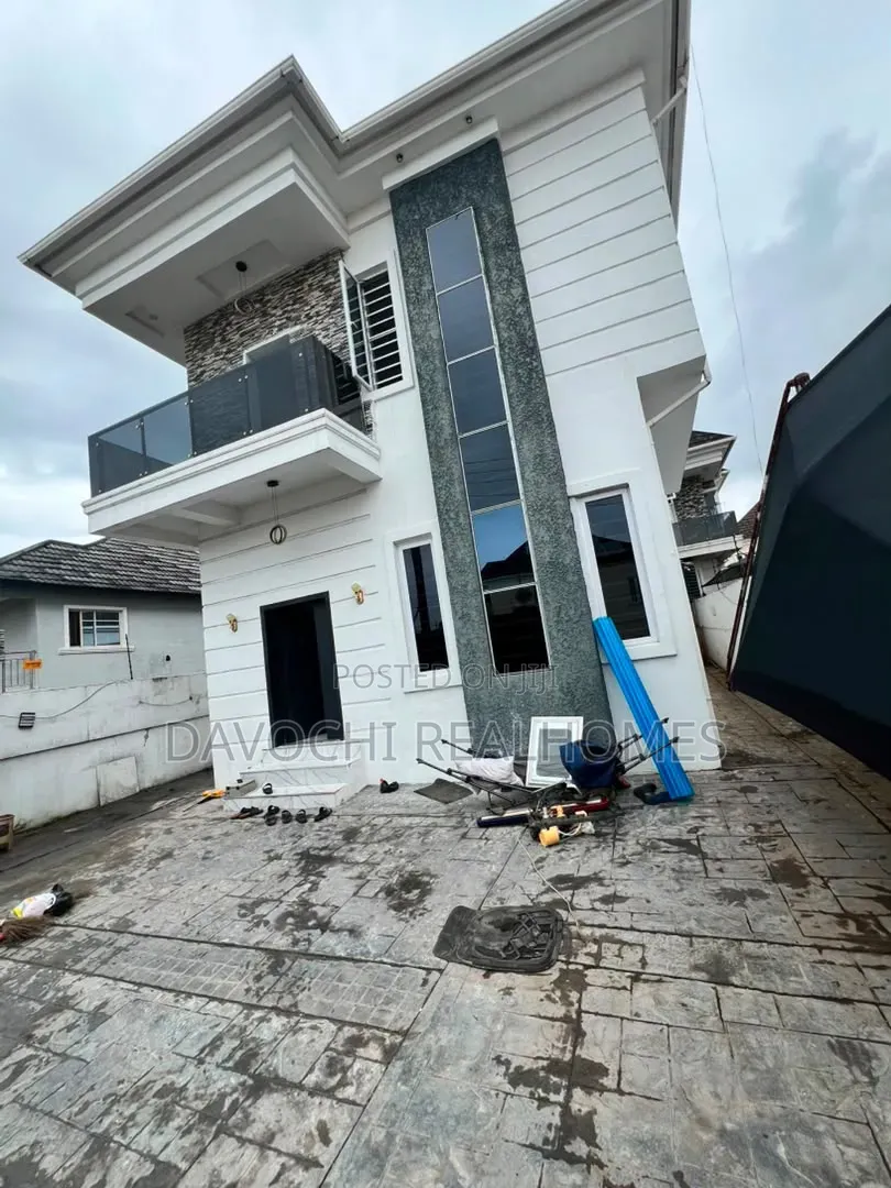 4bdrm Duplex in Ikota for sale