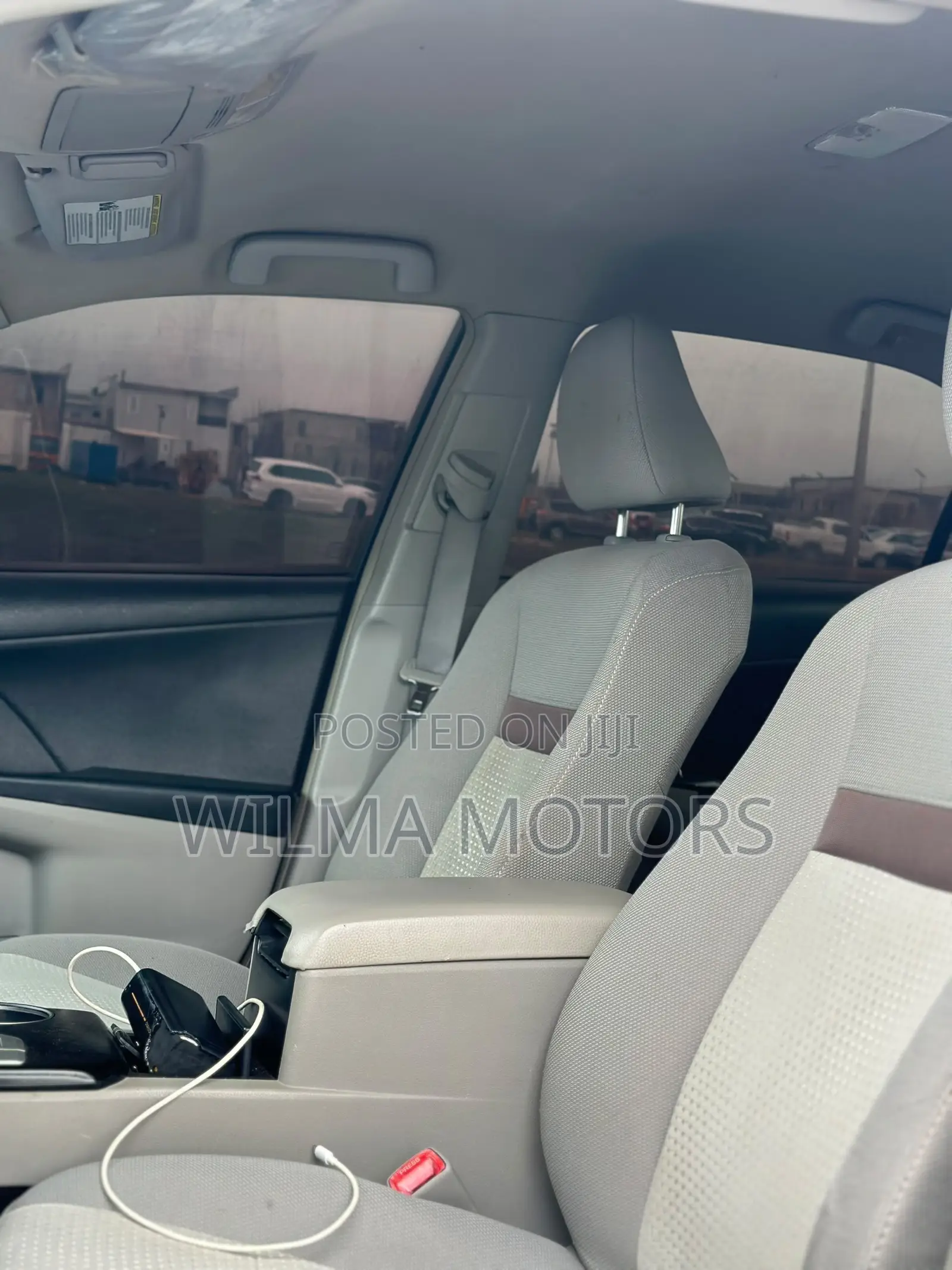 Toyota Camry 2012 Silver