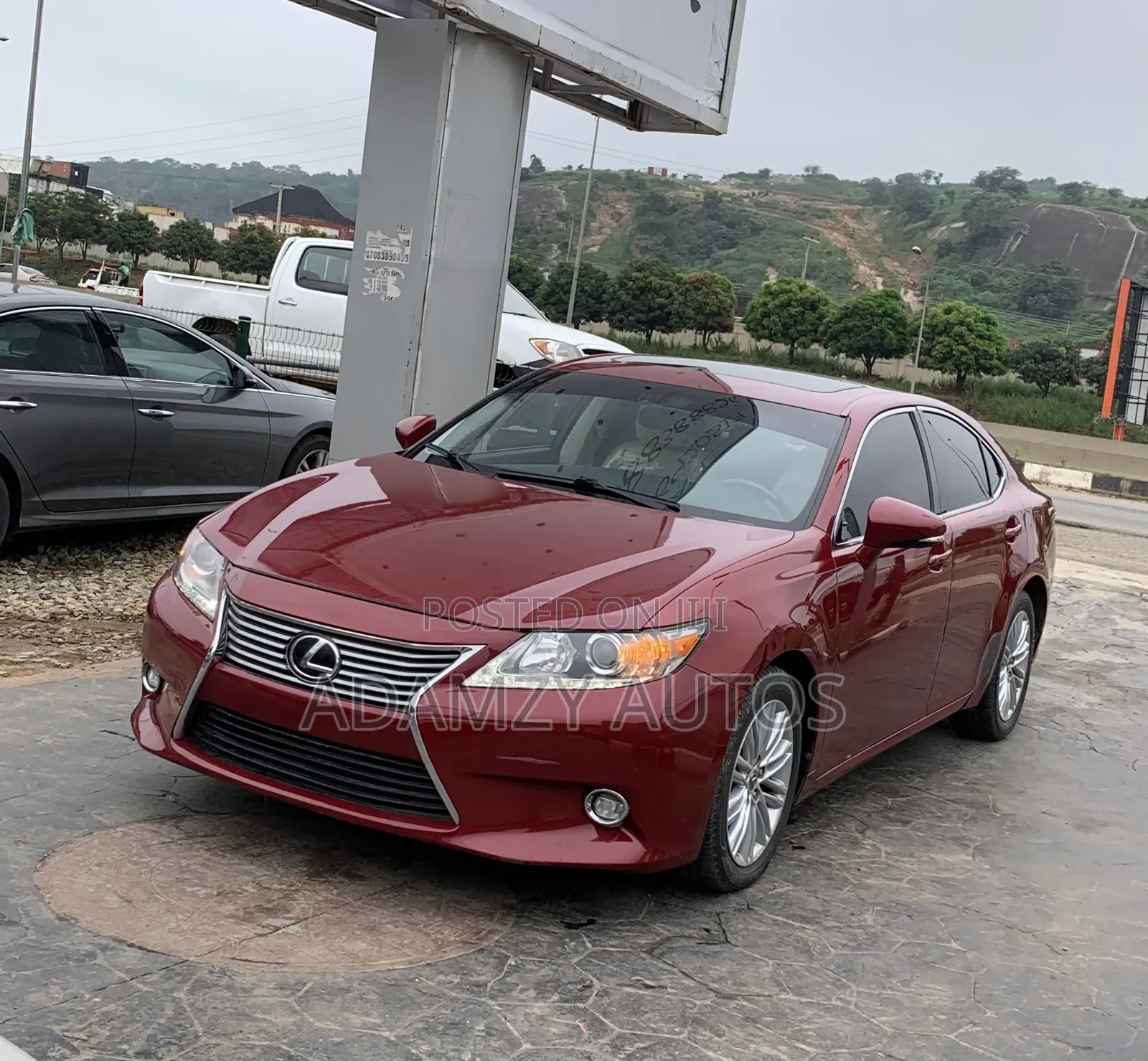 Lexus ES 2014 Red