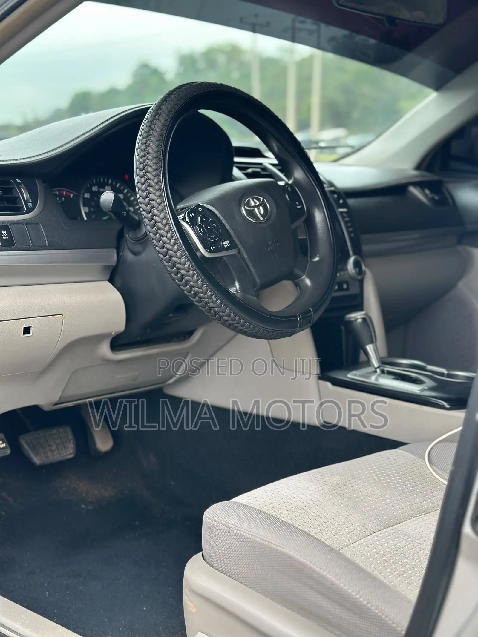 Toyota Camry 2012 Silver