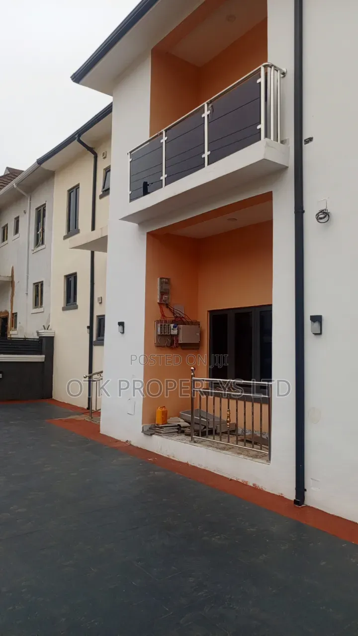 4bdrm Duplex in Fo1 By Dantata, Kubwa for sale