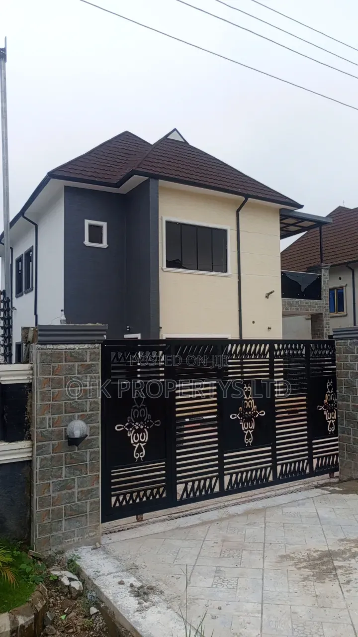 4bdrm Duplex in Fo1 Dantata Estate, Kubwa for sale