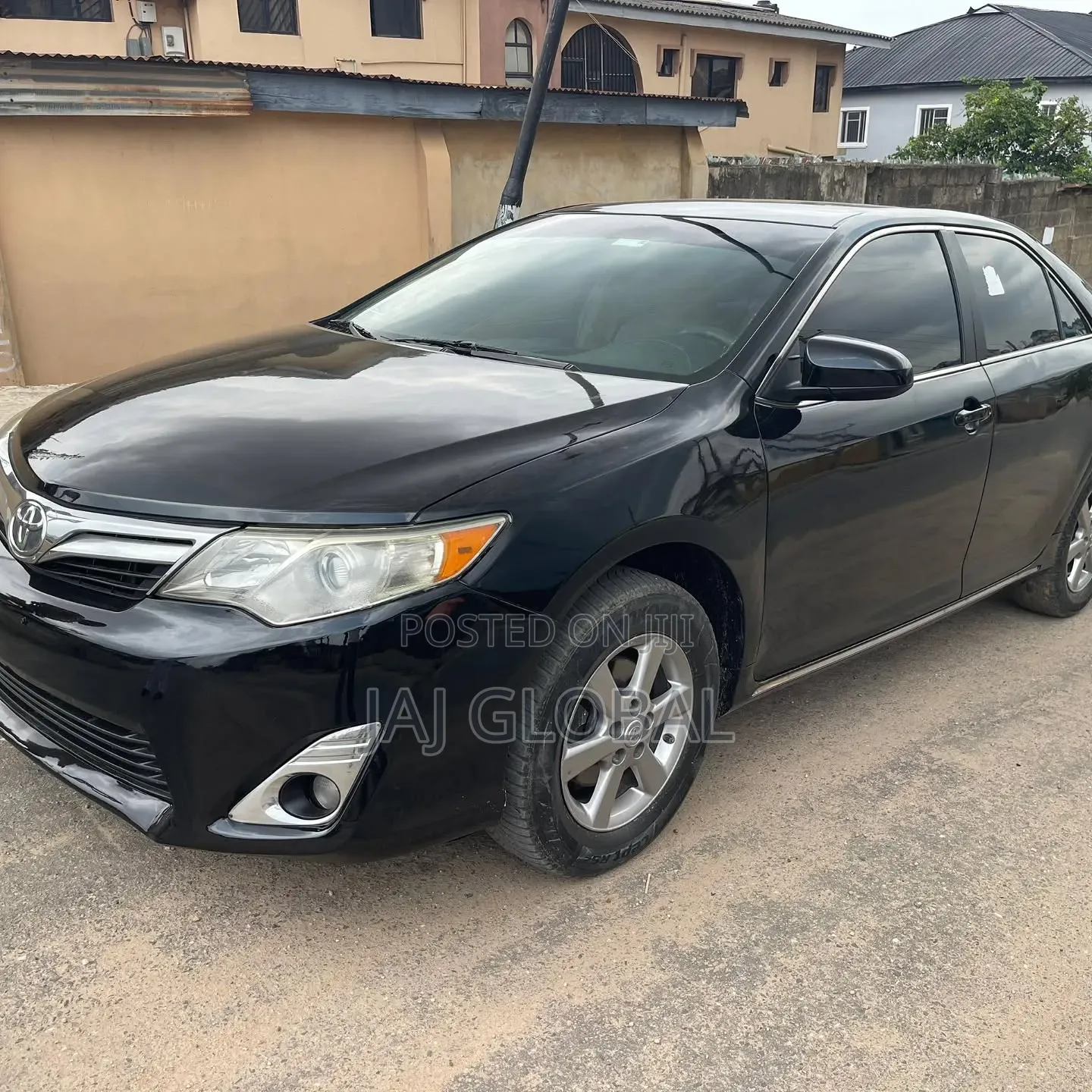 Toyota Camry LE 4dr Sedan (2.5L 4cyl 6A) 2012 Silver
