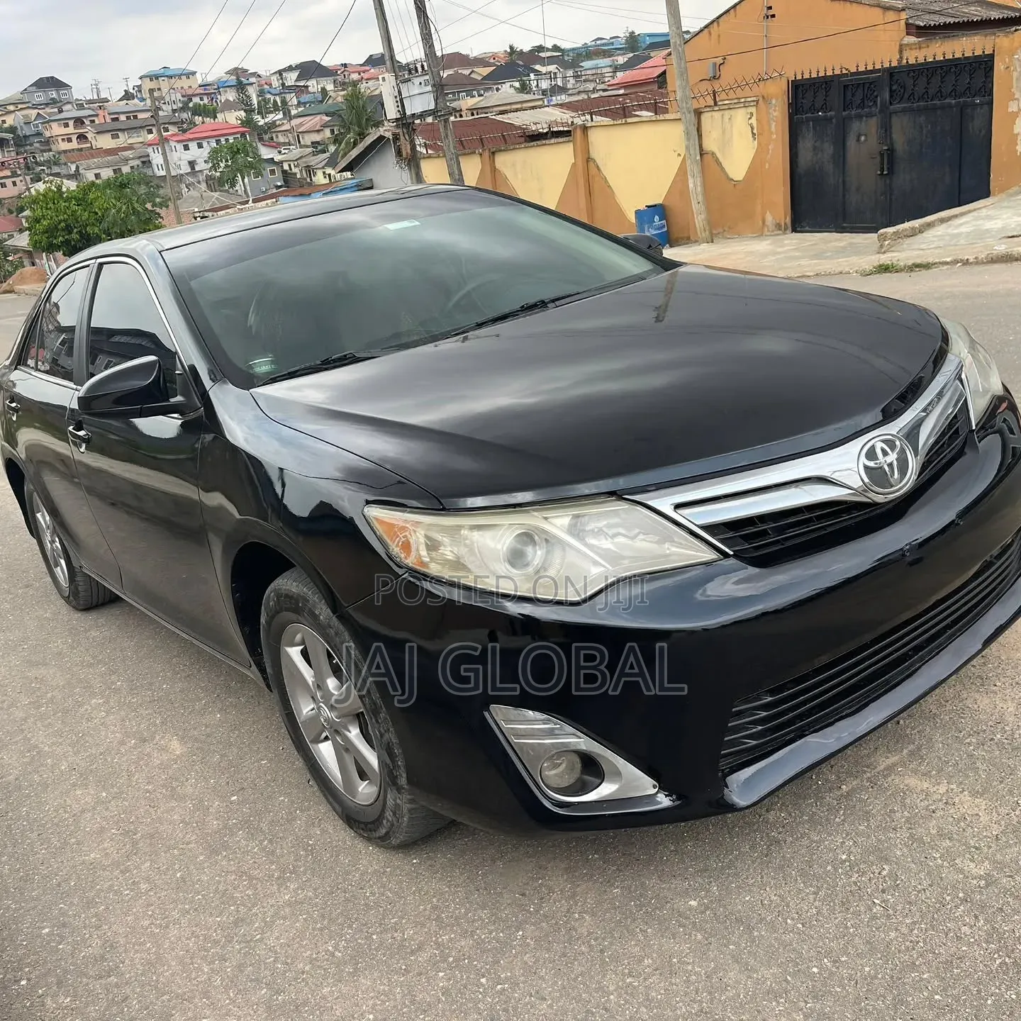 Toyota Camry LE 4dr Sedan (2.5L 4cyl 6A) 2012 Silver