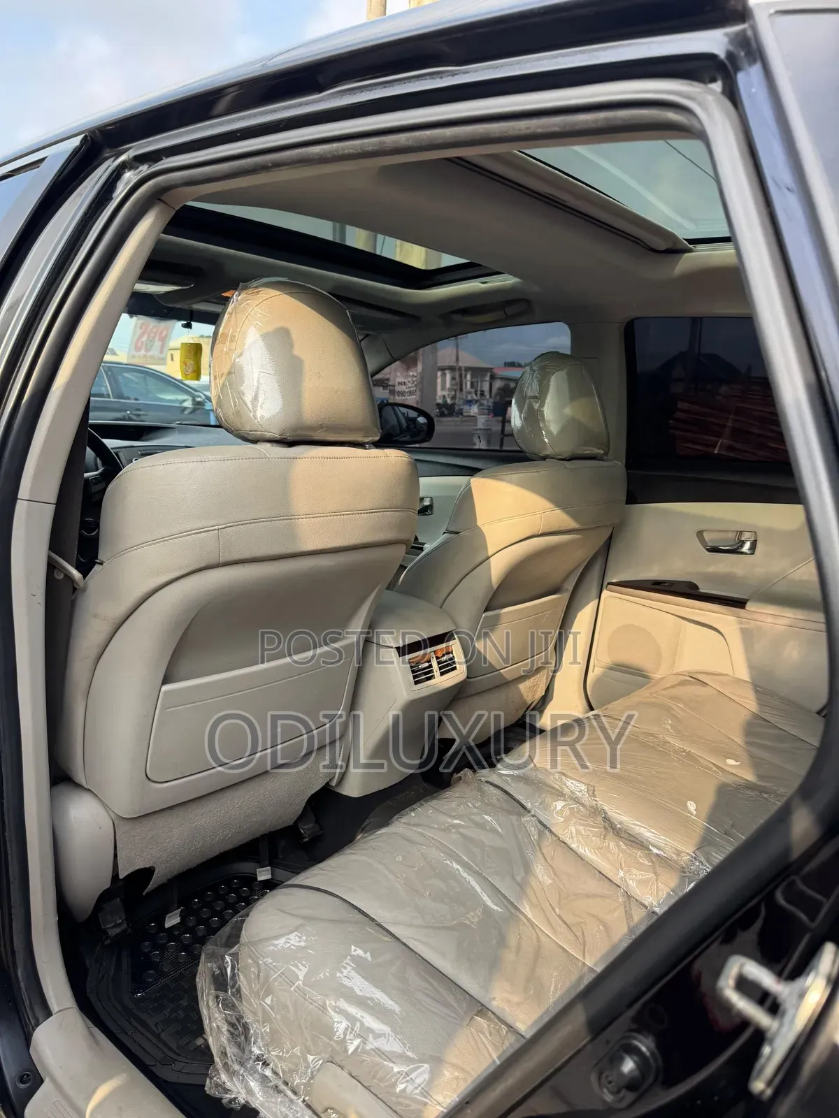 Toyota Venza XLE 2010 Black