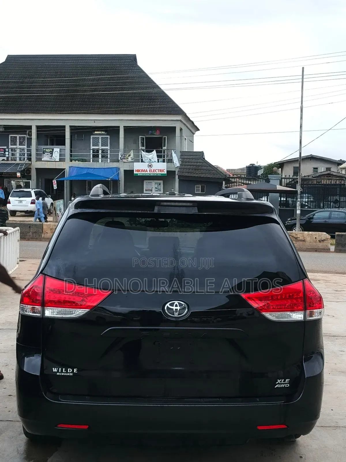 Toyota Sienna XLE AWD 7-Passenger 2013 Black