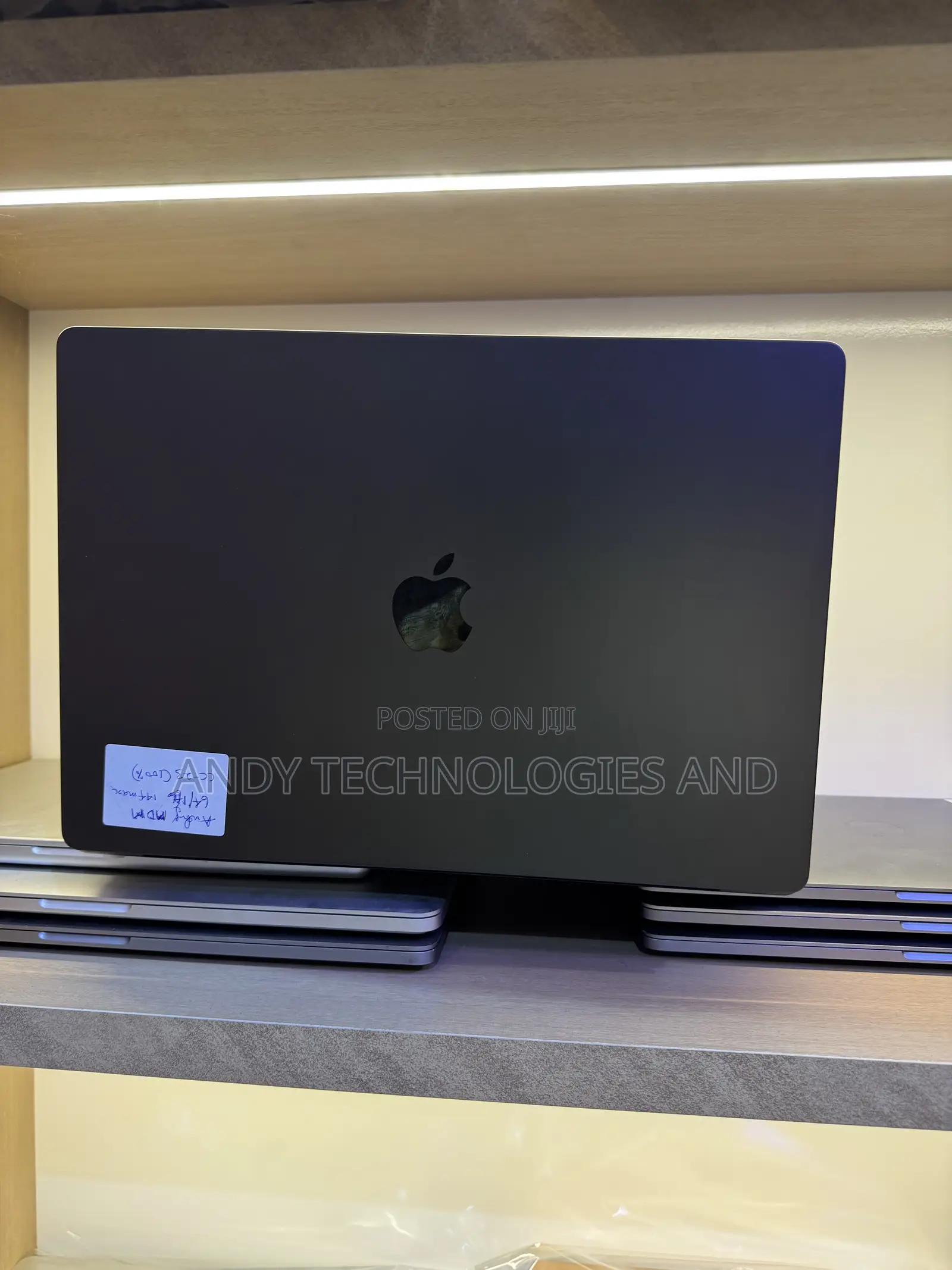 Laptop Apple MacBook Pro 2024 M4 Max 64GB Apple M4 Max SSD 1T