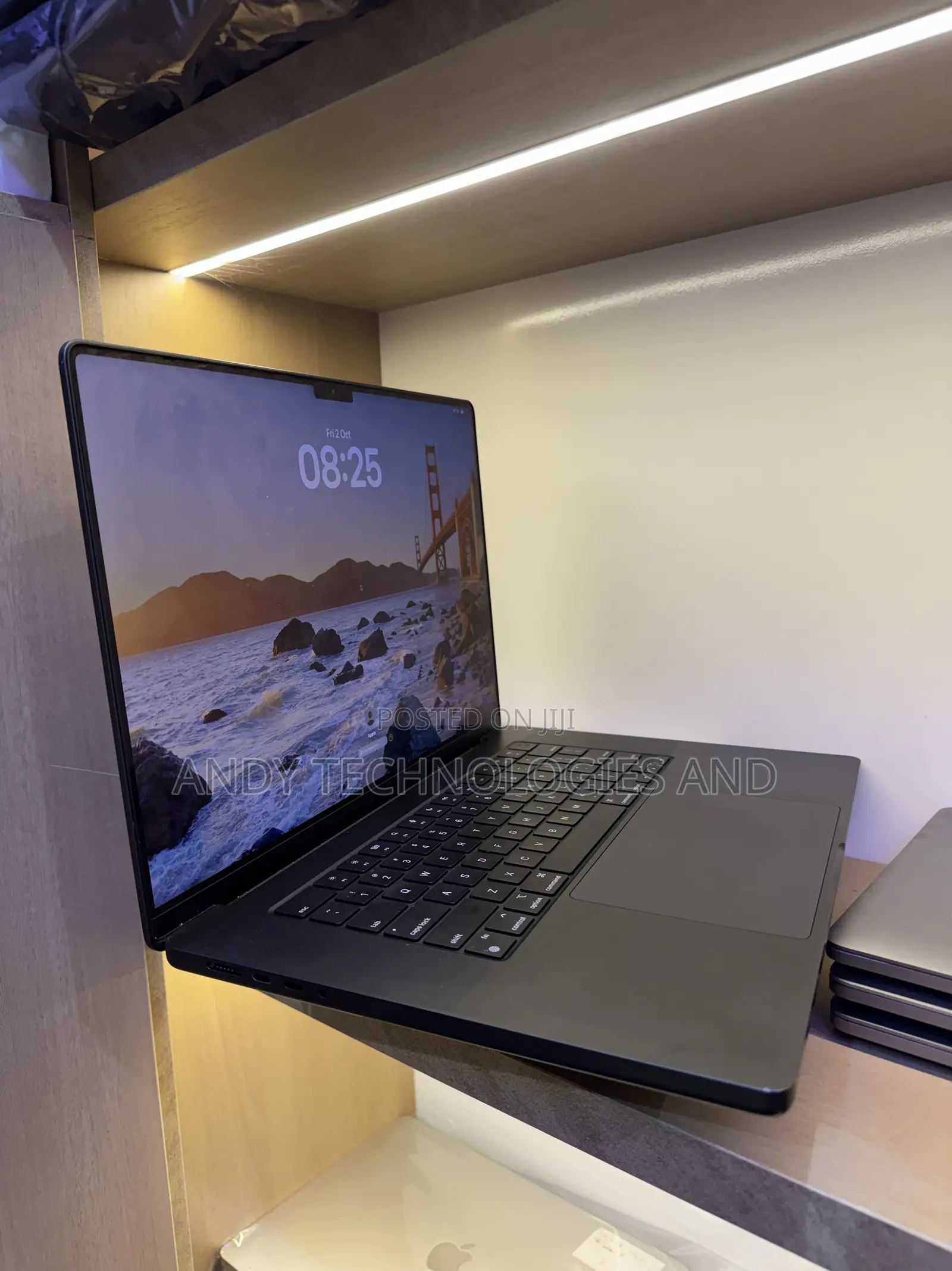 Laptop Apple MacBook Pro 2024 M4 Max 64GB Apple M4 Max SSD 1T