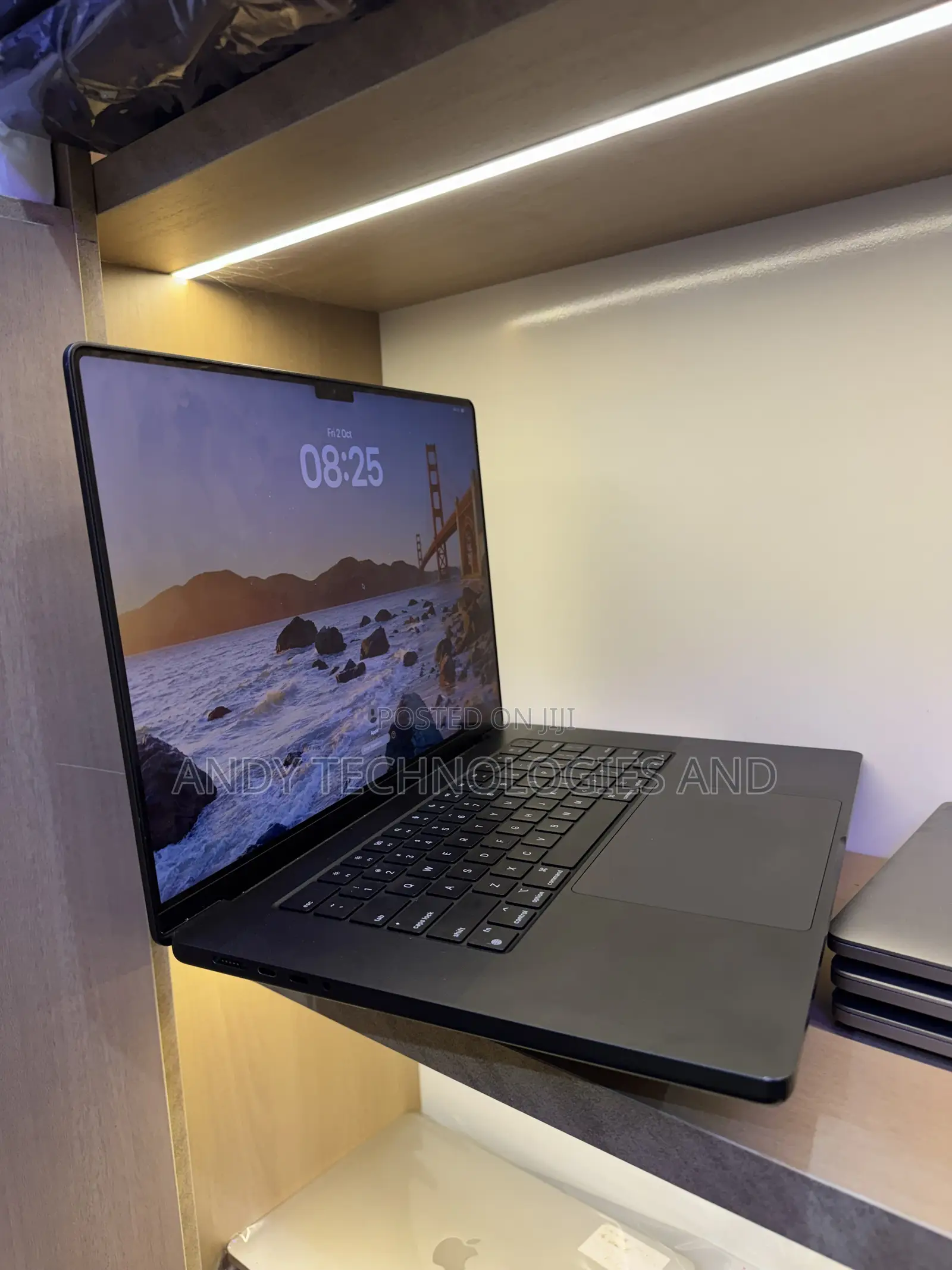 Laptop Apple MacBook Pro 2024 M4 Max 64GB Apple M4 Max SSD 1T