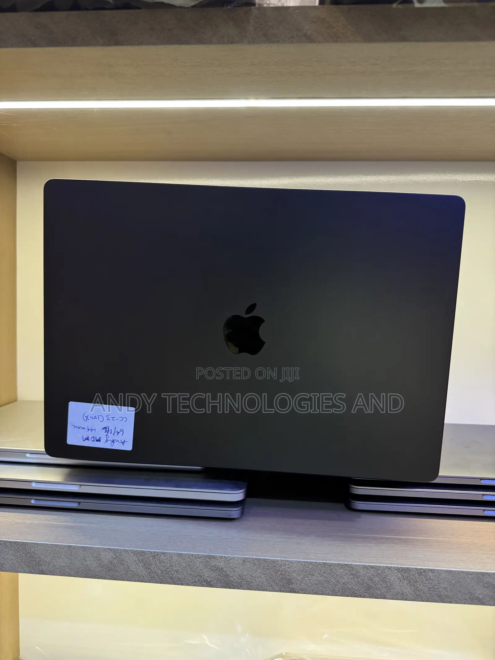 Laptop Apple MacBook Pro 2024 M4 Max 64GB Apple M4 Max SSD 1T