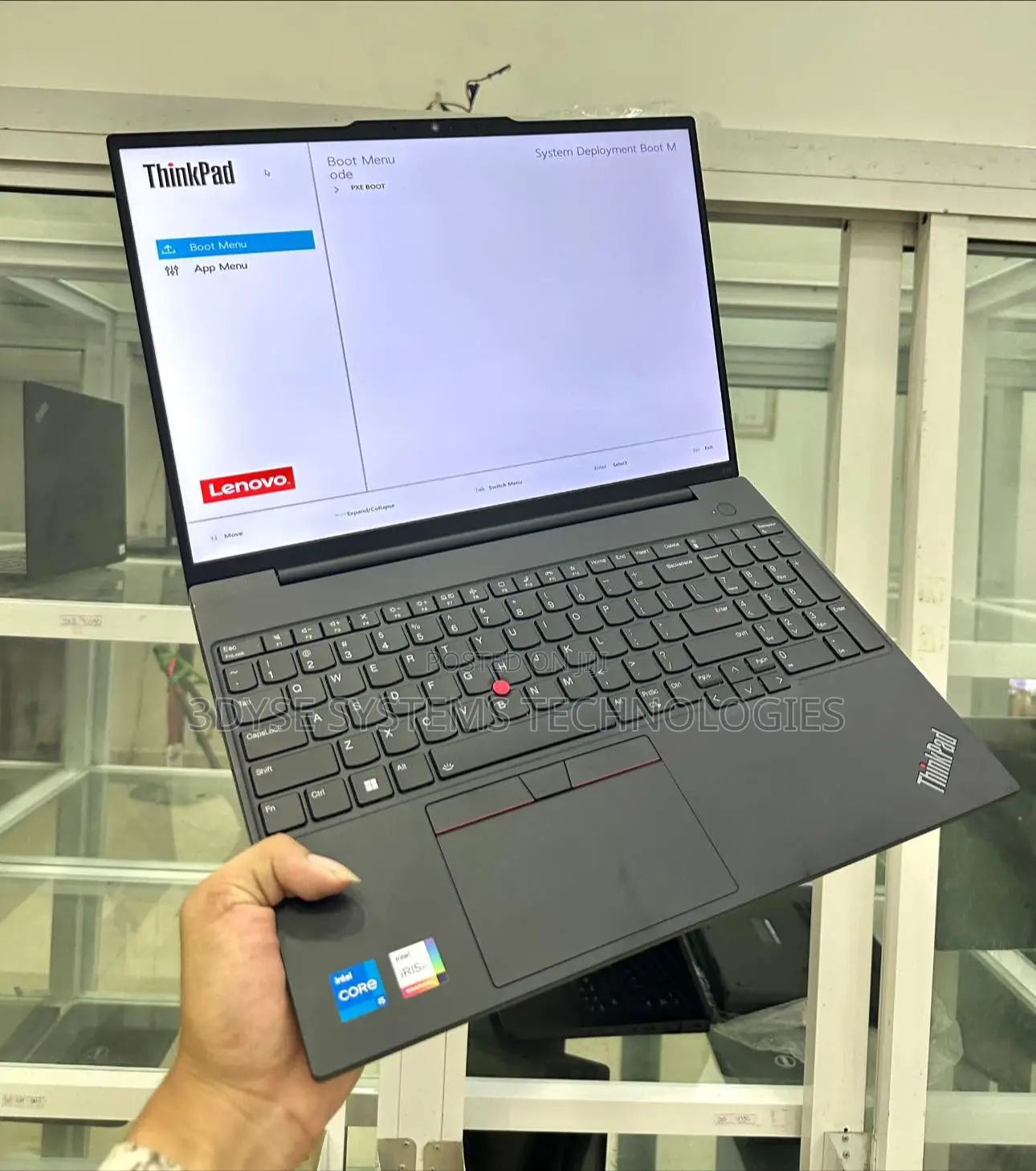 Laptop Lenovo ThinkPad E16 G1 16GB Intel Core i5 SSD 512GB